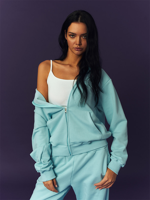 預購_Core Essentials Fleece-Lined Zip-Up Hoodie by Grandeline