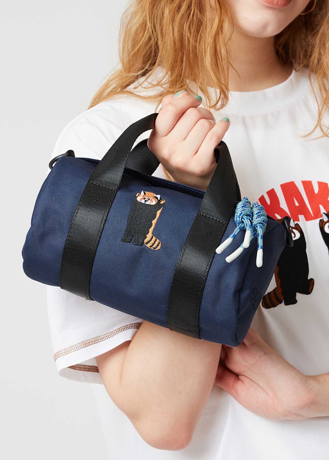 📦訂購 日本限定 OUTDOOR x graniph IKAKU Red Panda 小熊貓 2WAY 兩用手提單肩包