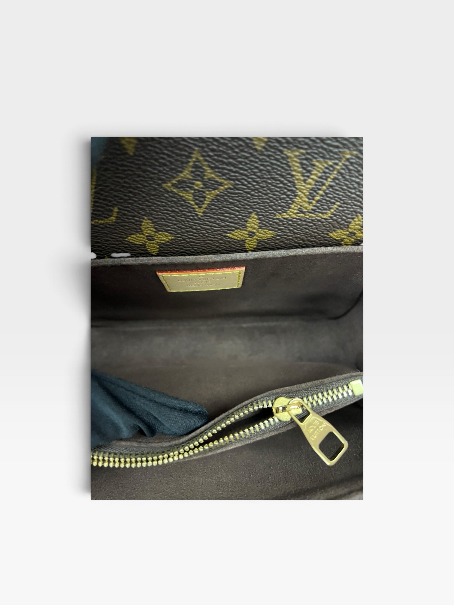 Pre-Owned Louis Vuitton Pochette Monogram /Product Code: 102710