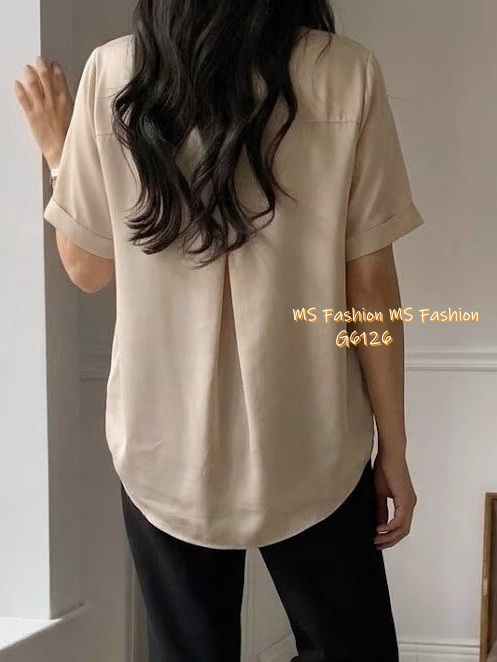 G6126 韓國🇰🇷靚料V領拼邊top