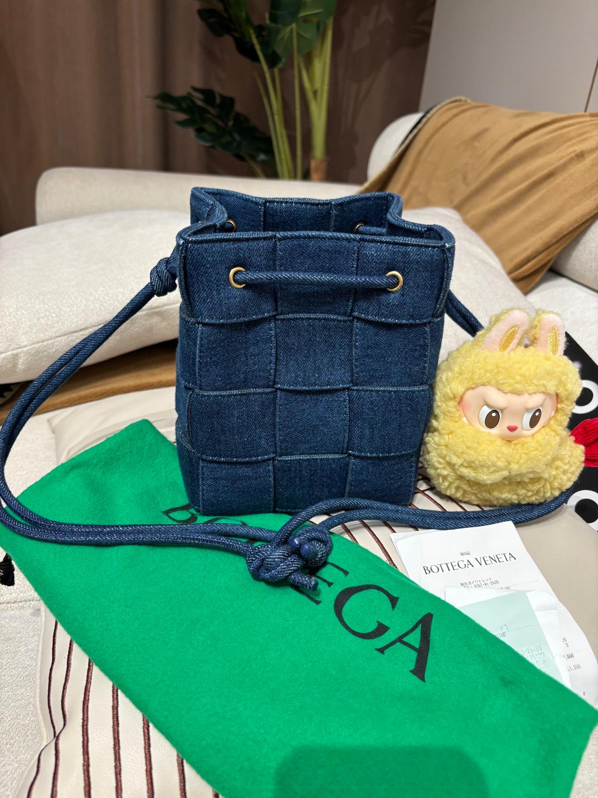 全新 Bottega Veneta BV bucket denim 100%Authentic ,unused 未使用 ✅收據✅塵袋 