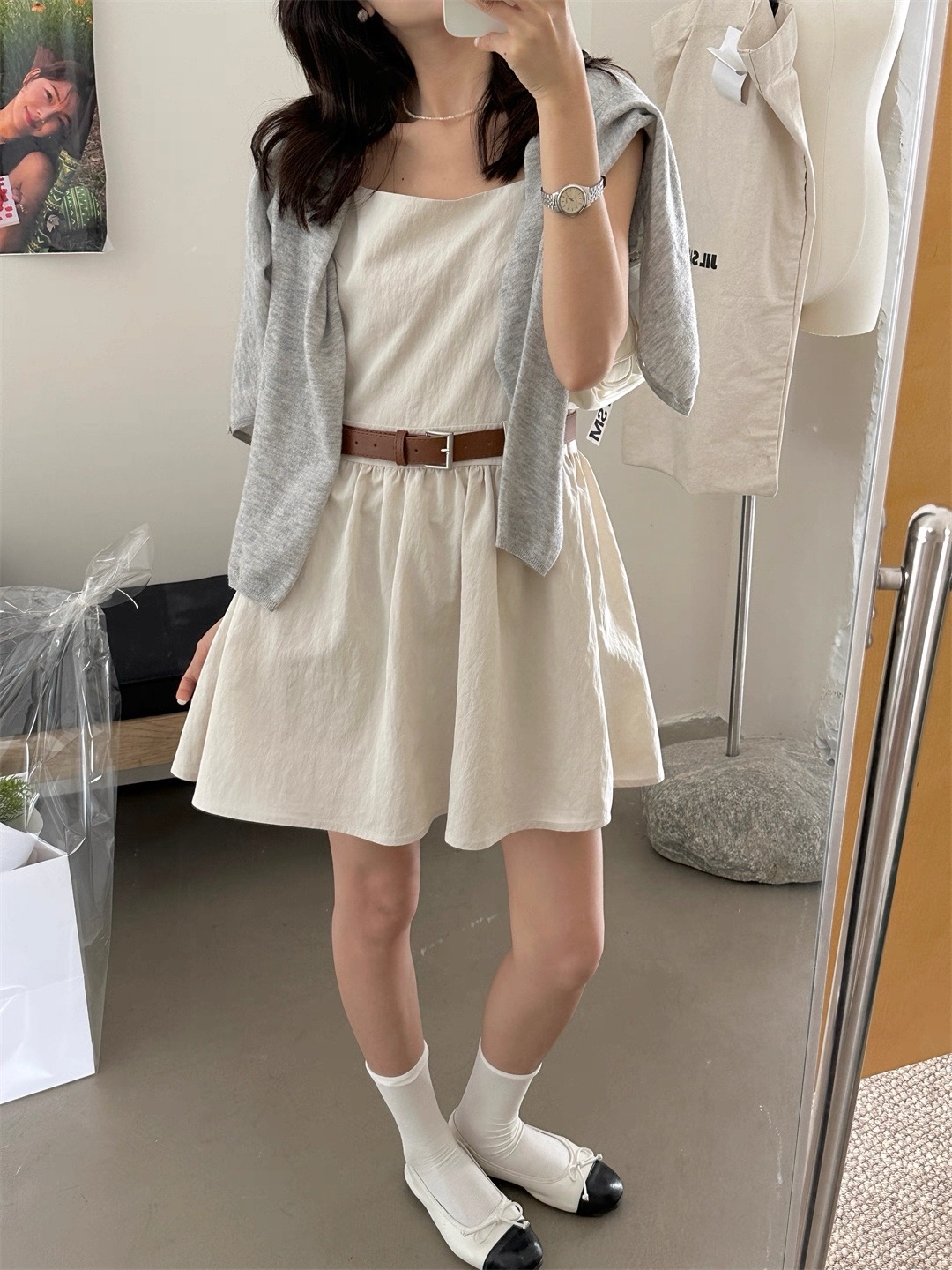 DR320方领连衣裙