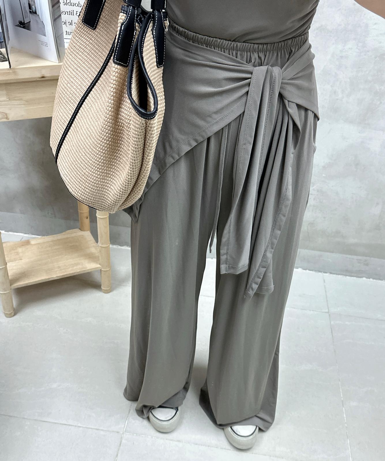T02 打褶Bra top +披肩+休閑褲Set