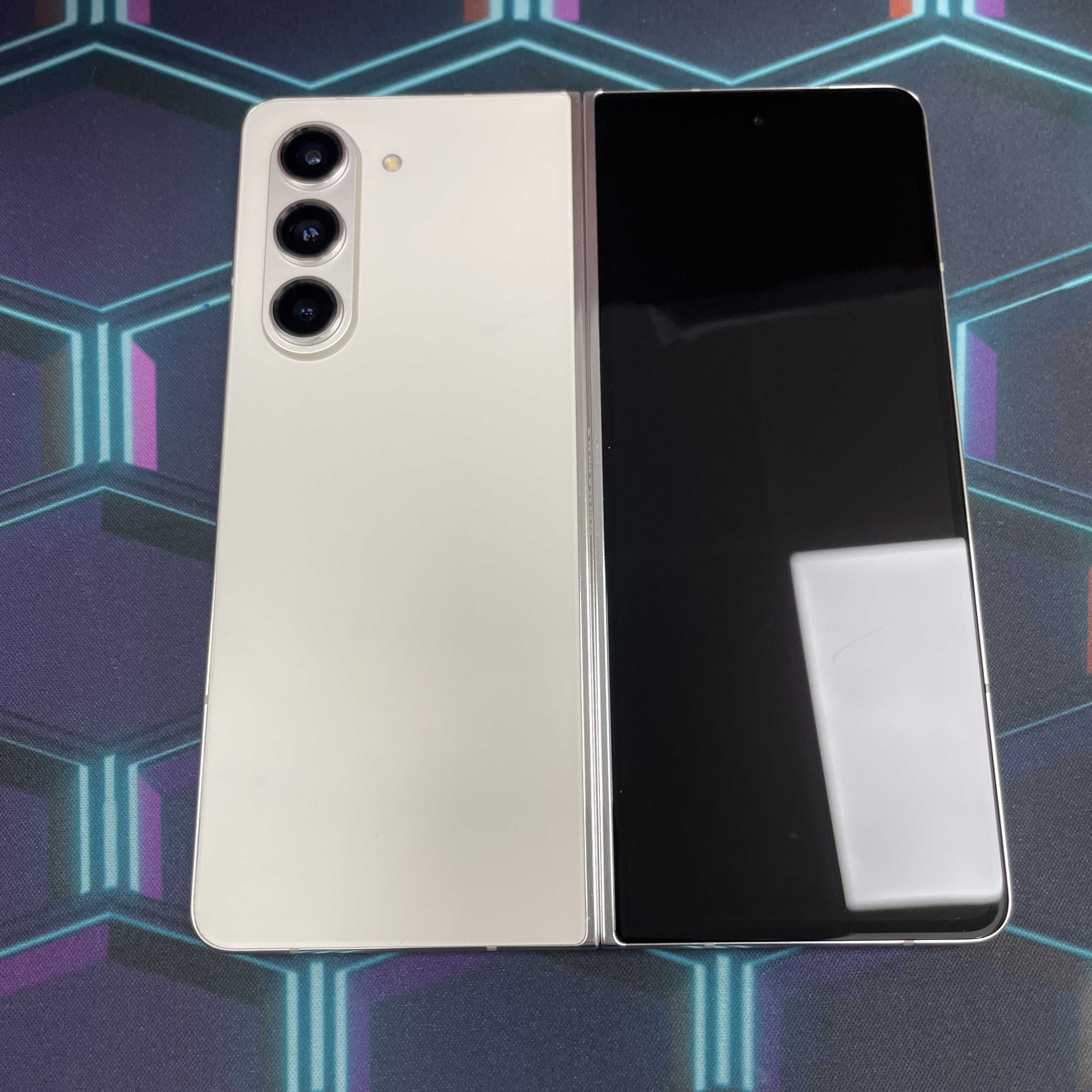 *5808B Galaxy Z Fold 5 完美機 12+256GB 白色 white