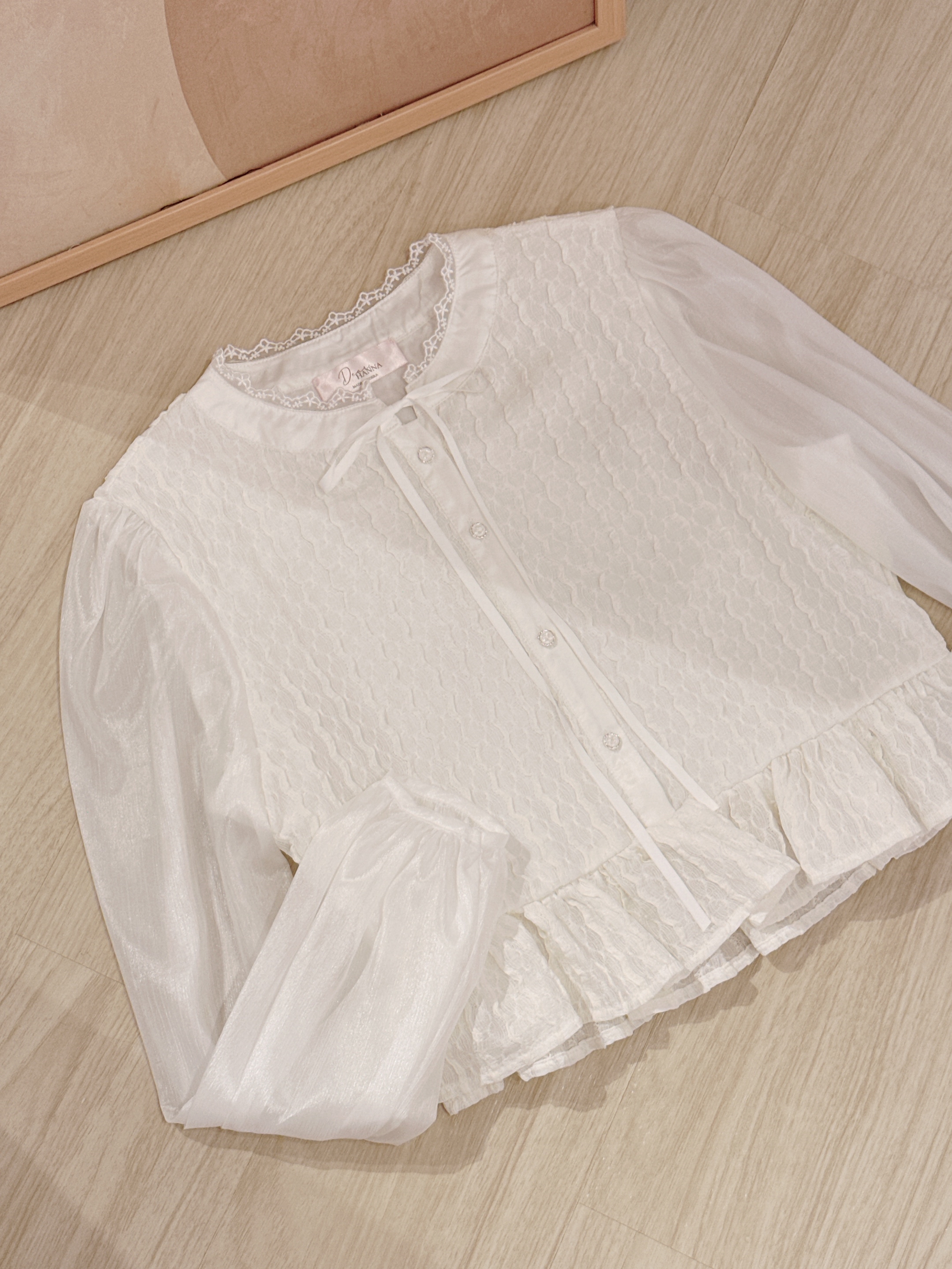 #HANNA-made# The Heiress Ruffle Ribbon Blouse