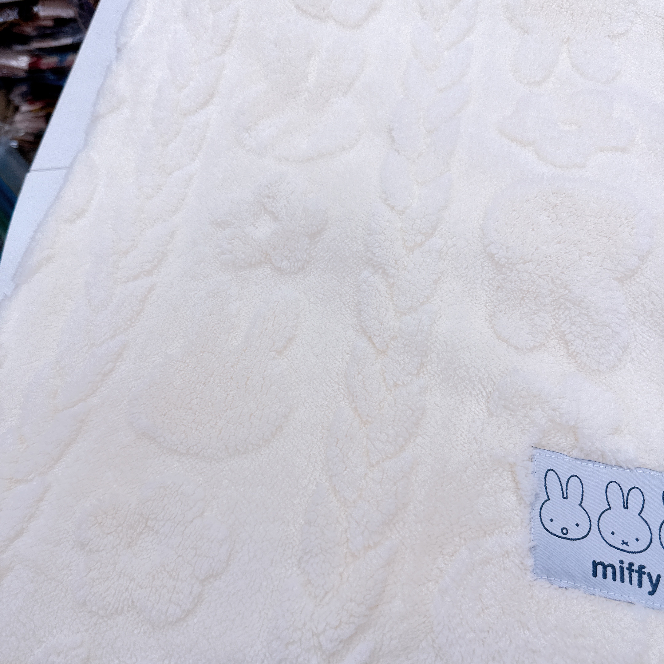日本直送日本限定款Miffy毛氈100×70 cm