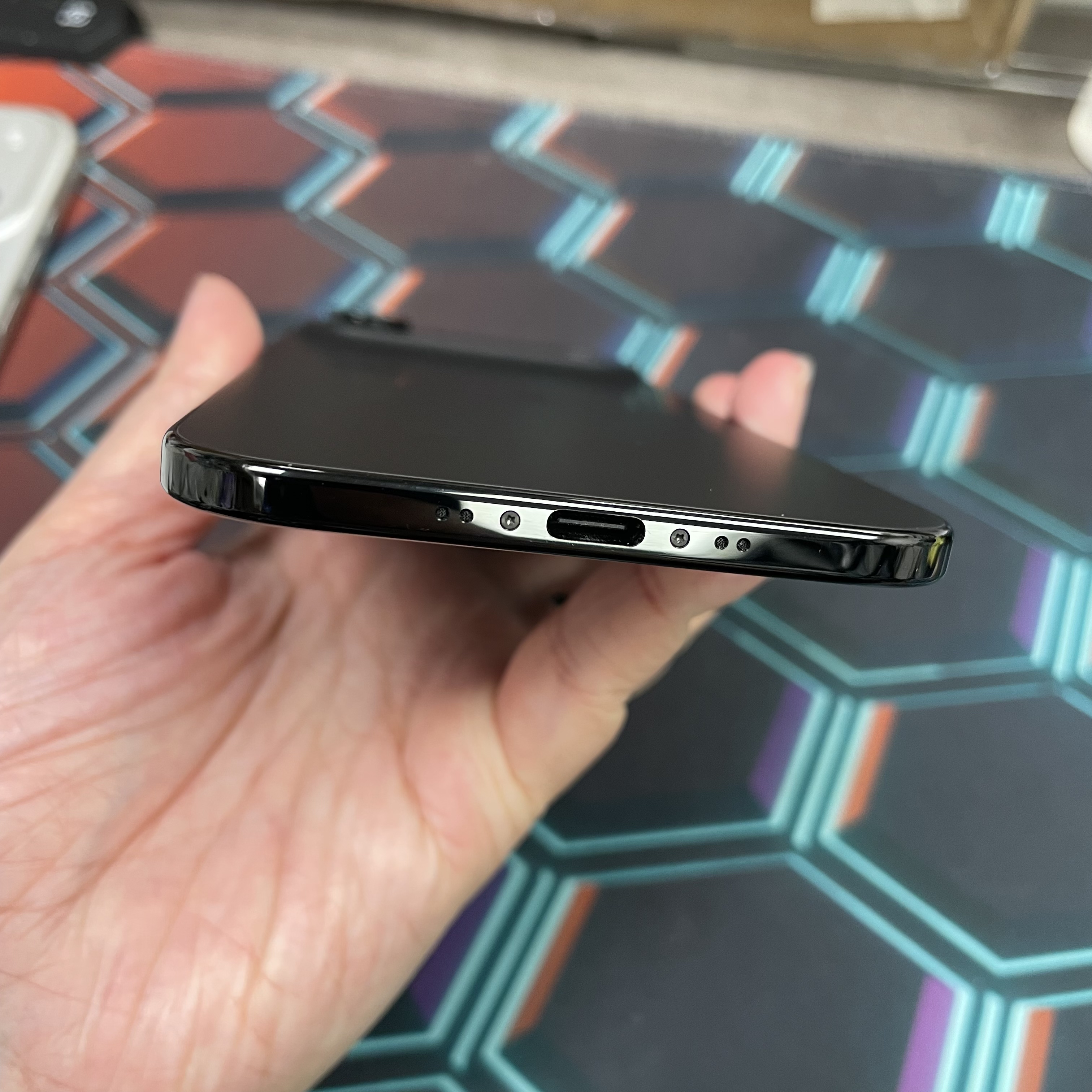 *8366 17 Air 完美機 256GB 電100 黑色 black