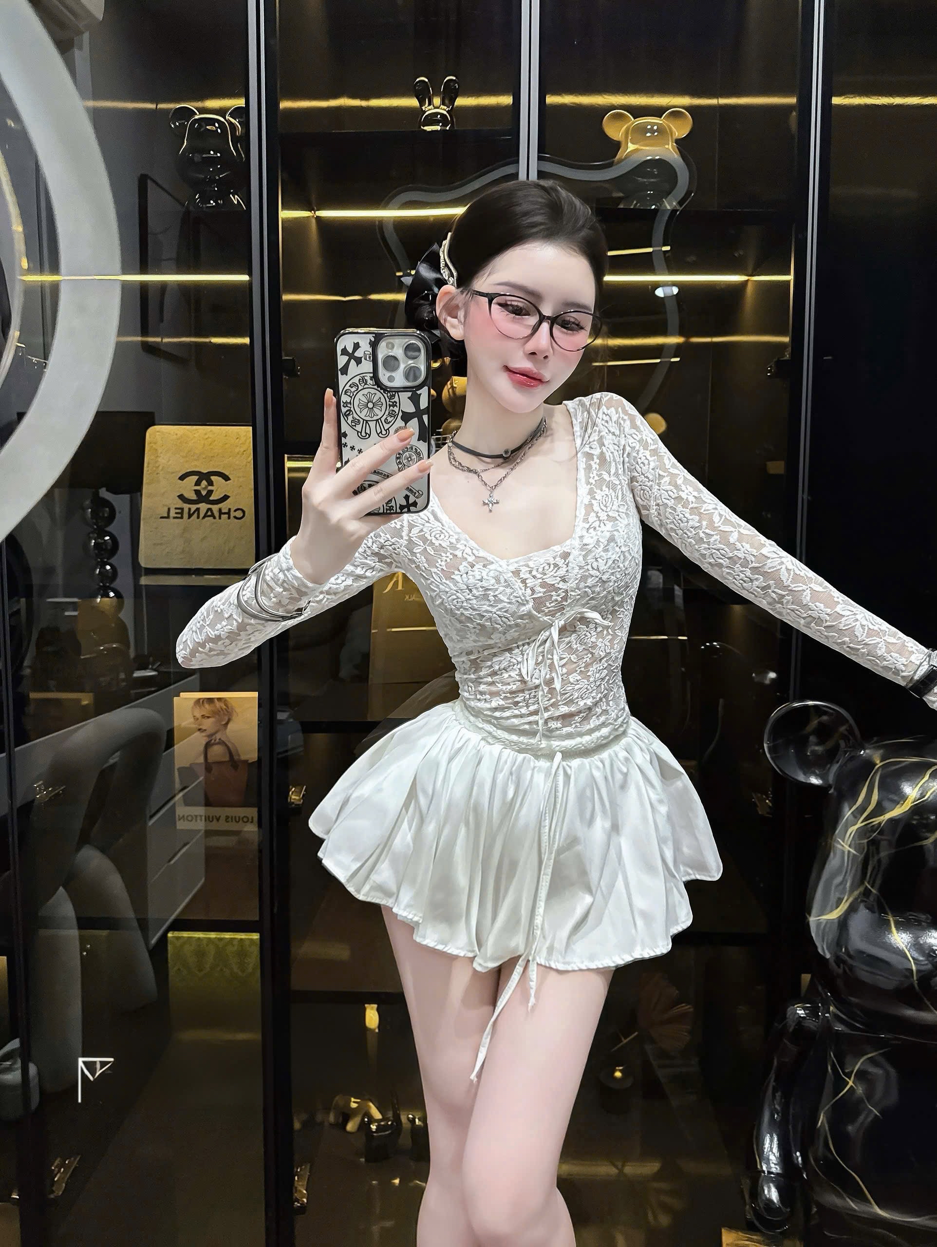 蕾絲長袖+半身裤裙两件套