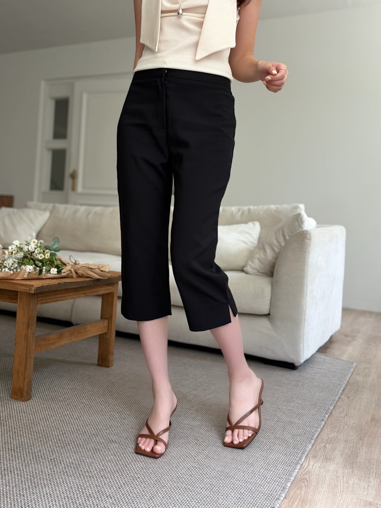 Side Slit Cropped Pants