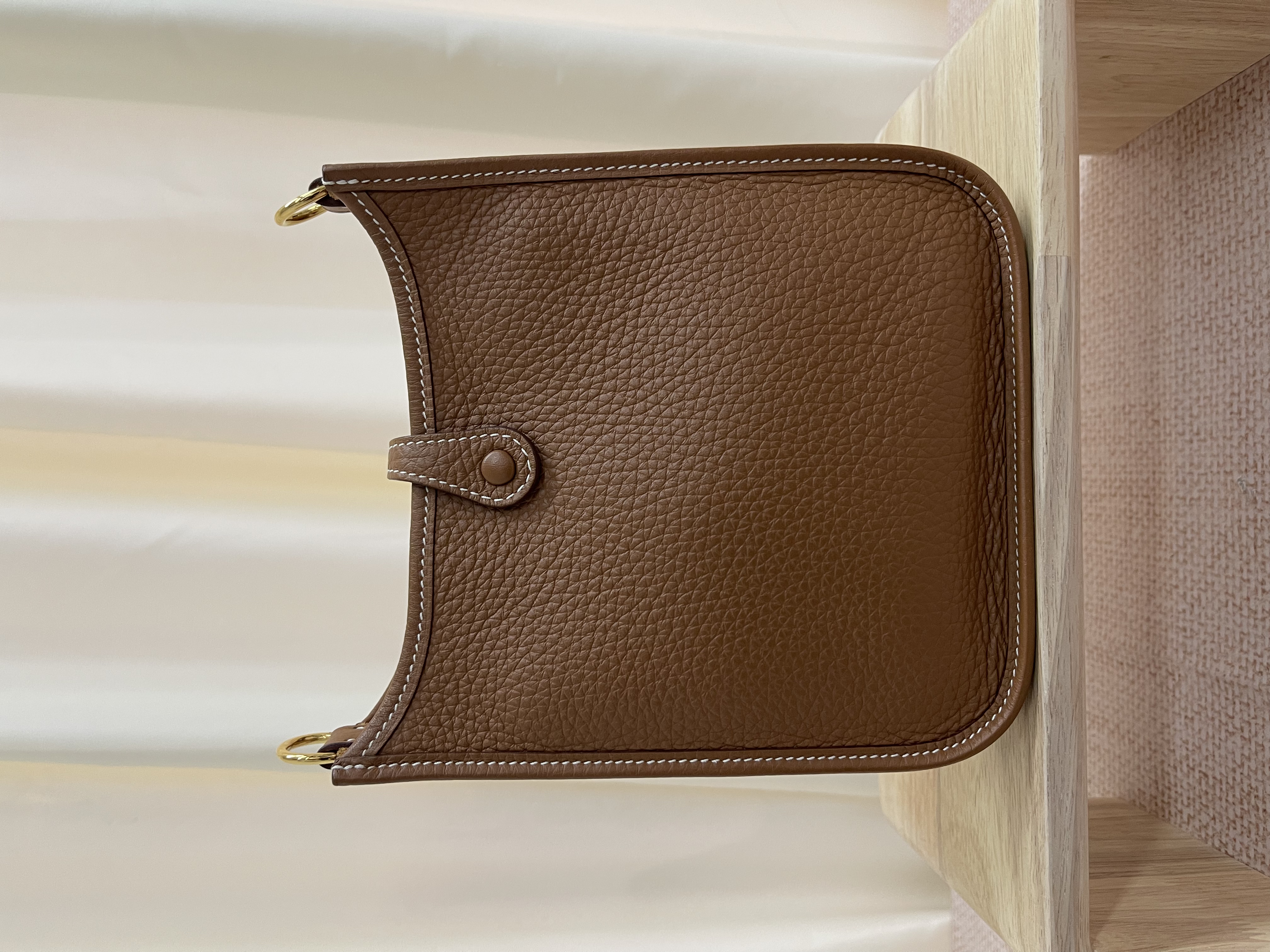 Pre-Owned HERMES MiniE / Stamp W / Product Code: 26022513