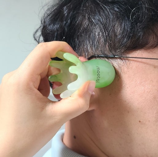 韓國 Mootal 章魚造型 兩用雙效 頭部按摩器｜Daily Scalp Guasha