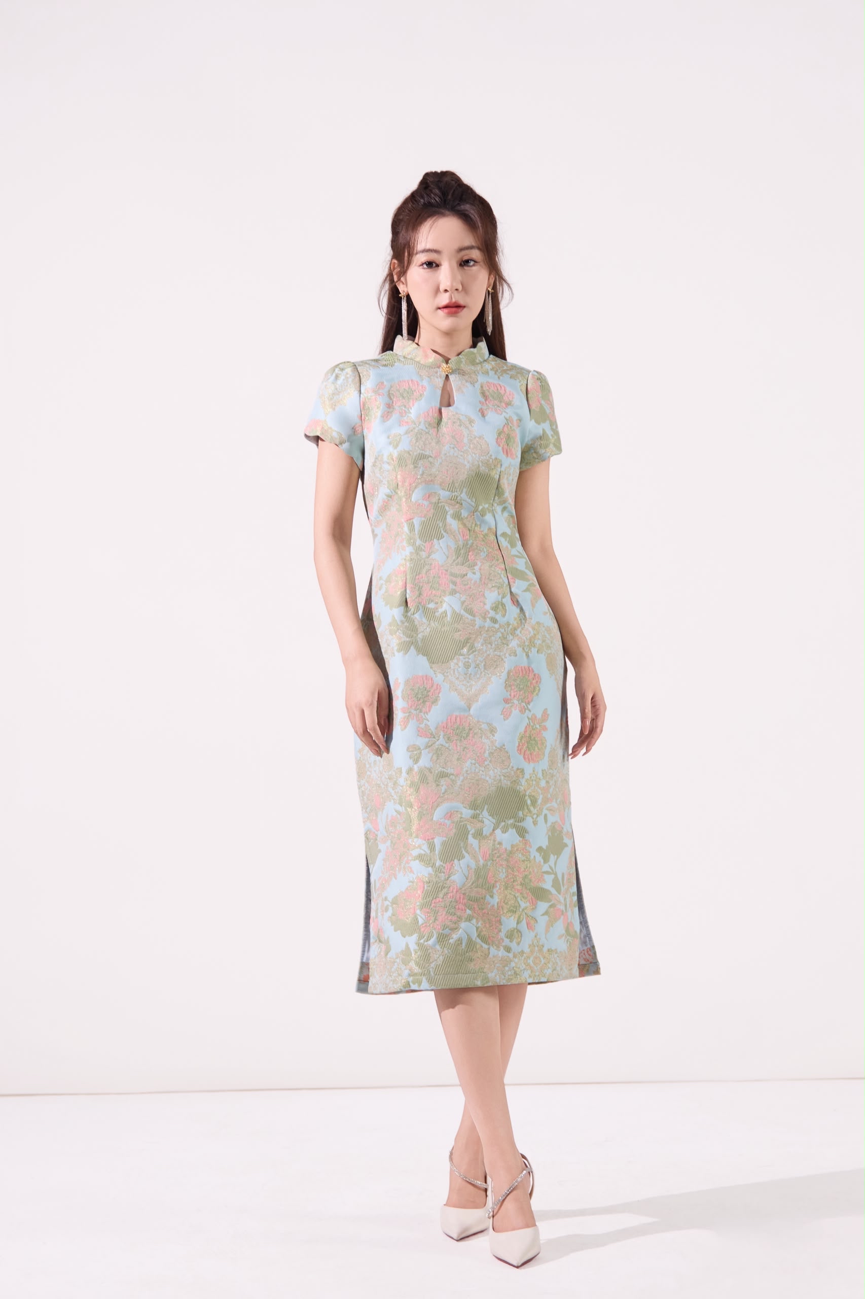 14241387 Florielle Jacquard Cheongsam
