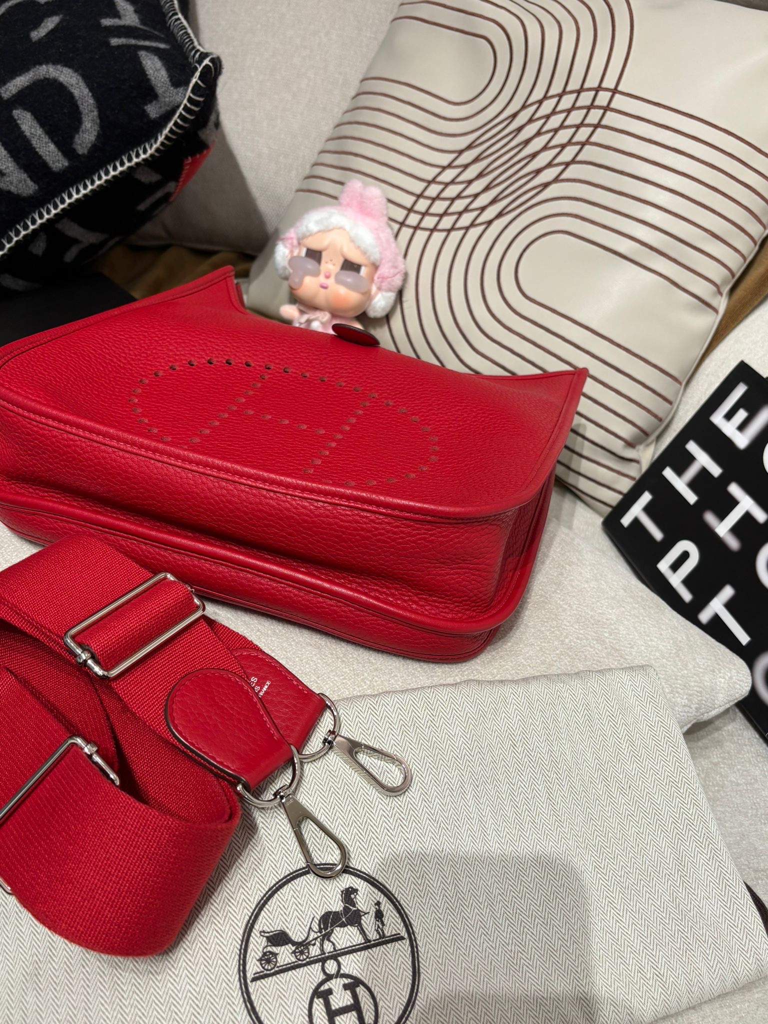 Hermes Evelyne 29 Stamp T 100%Authentic, 95%New ✅Dust bag