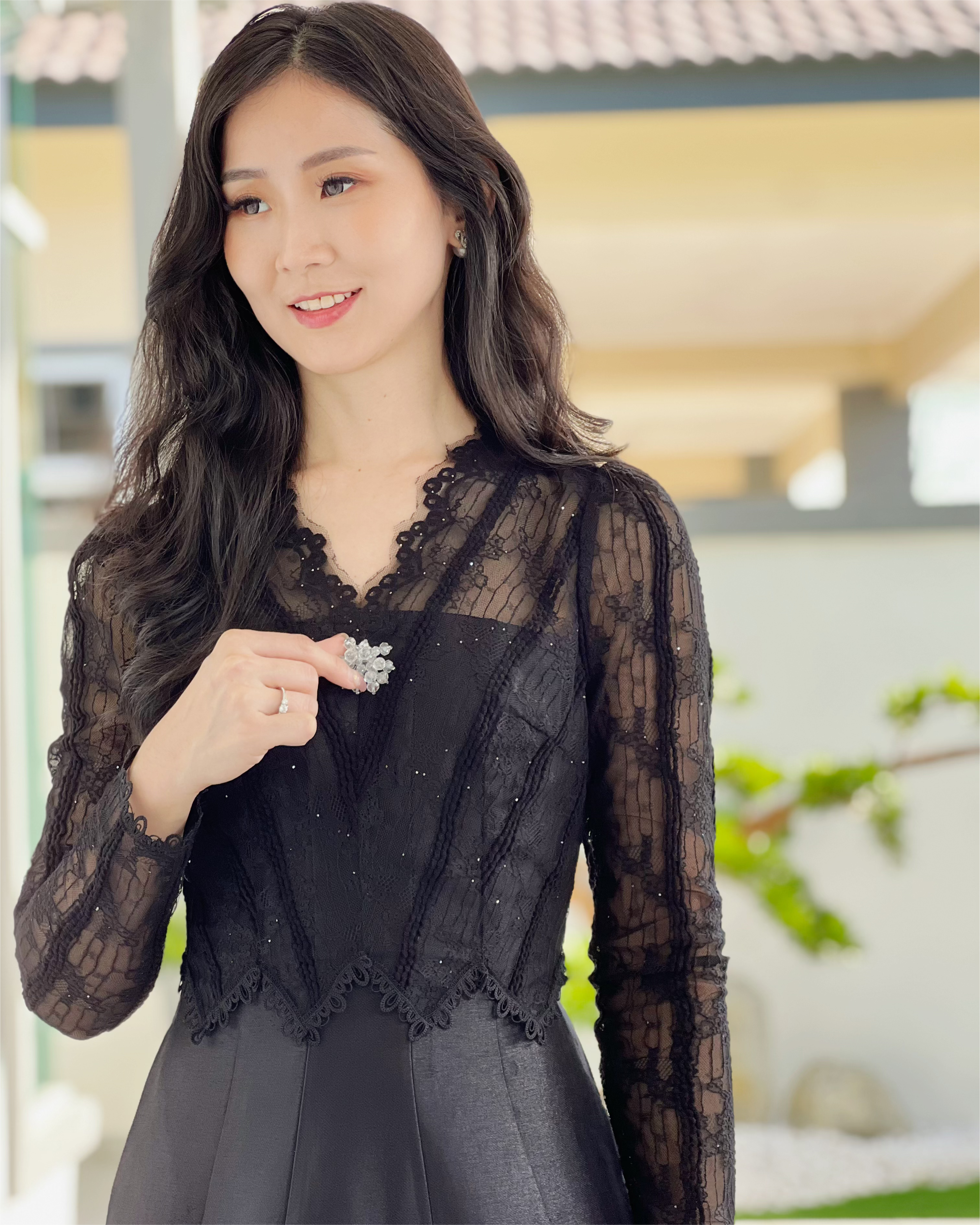 5085 Genevieve Lace Midi Dress 