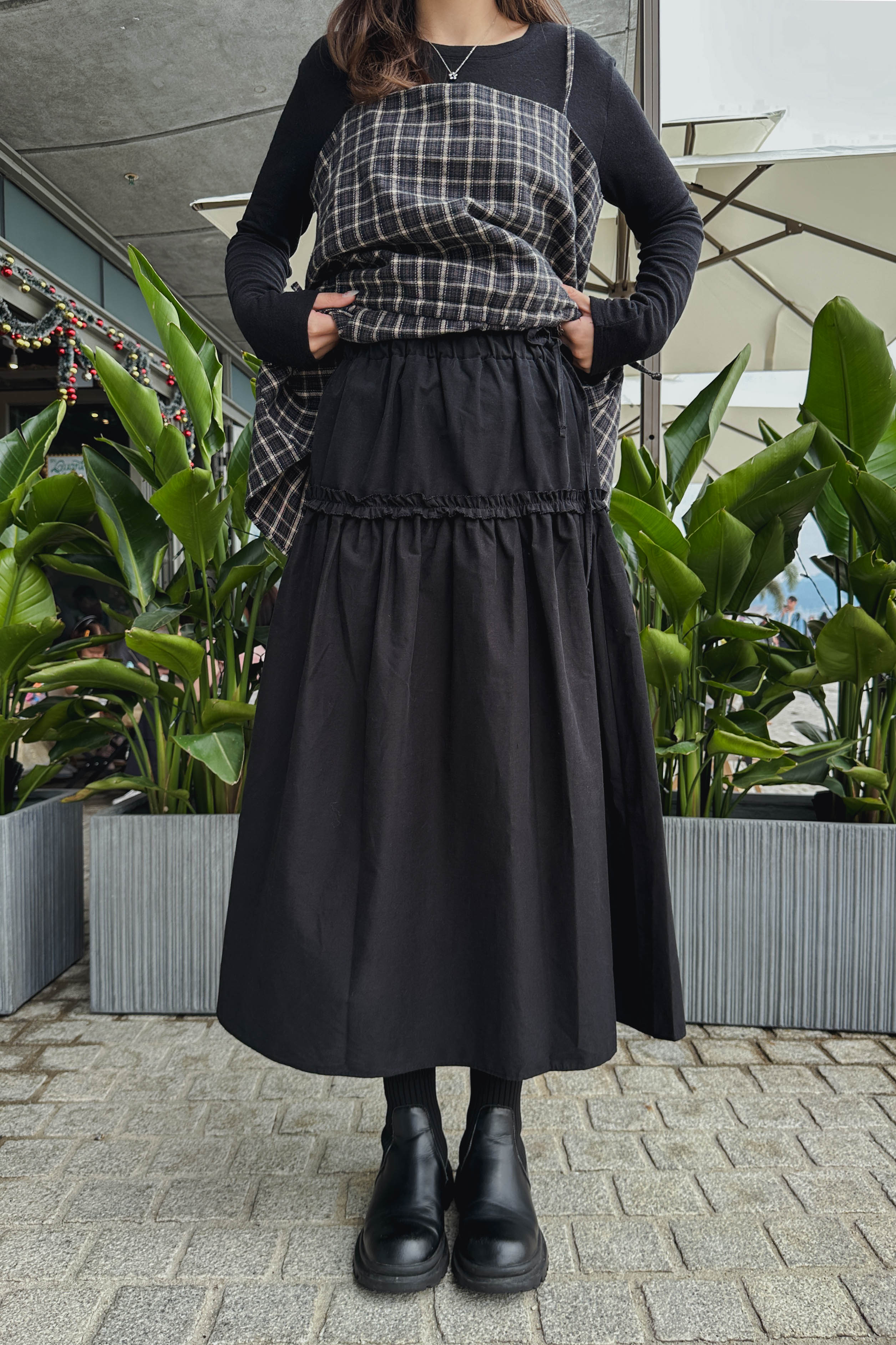 側綁荷葉邊遮腿裙 (三色入)