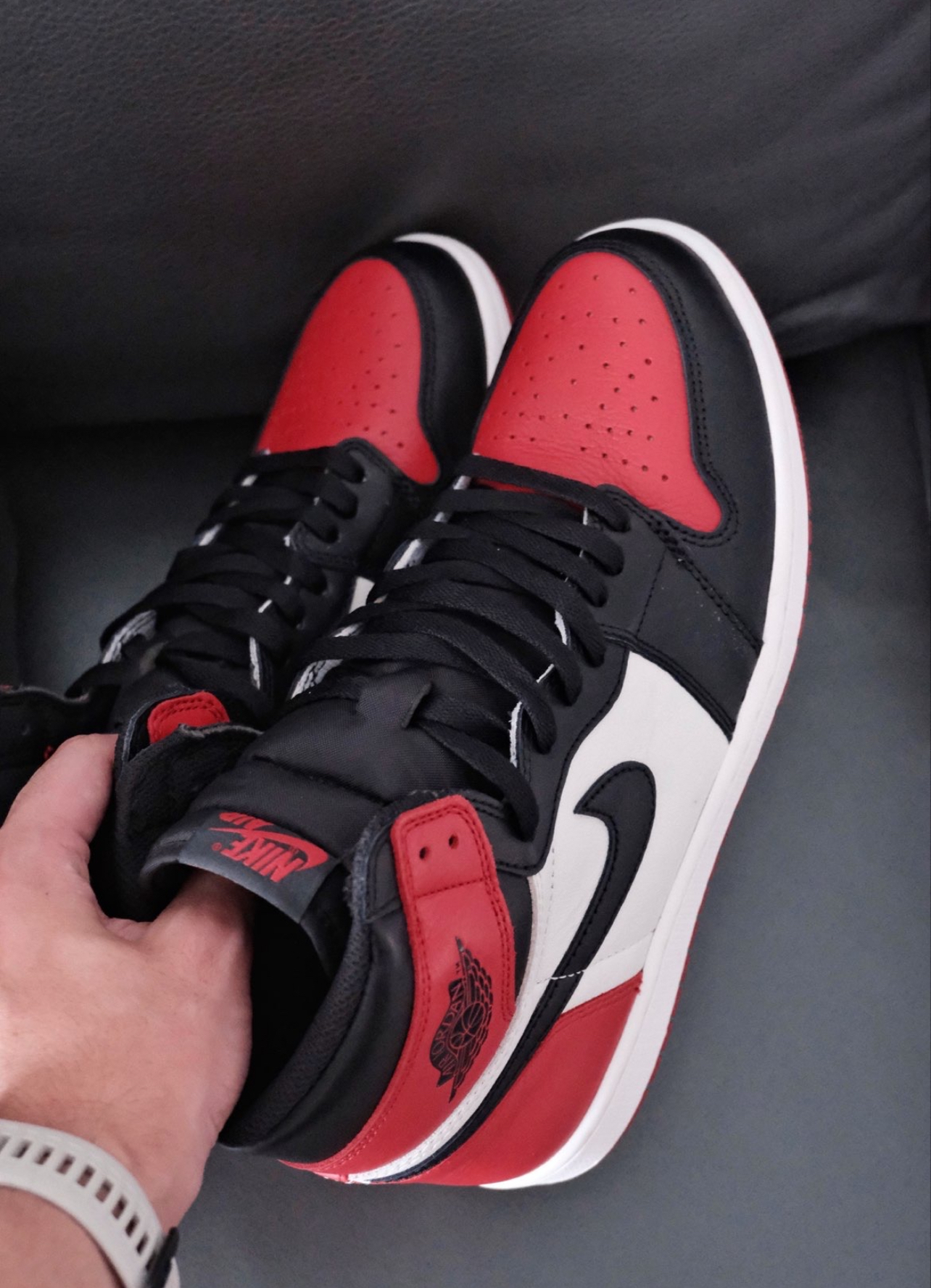 Air Jordan 1 Retro High Bred Toe 555088 610 DS