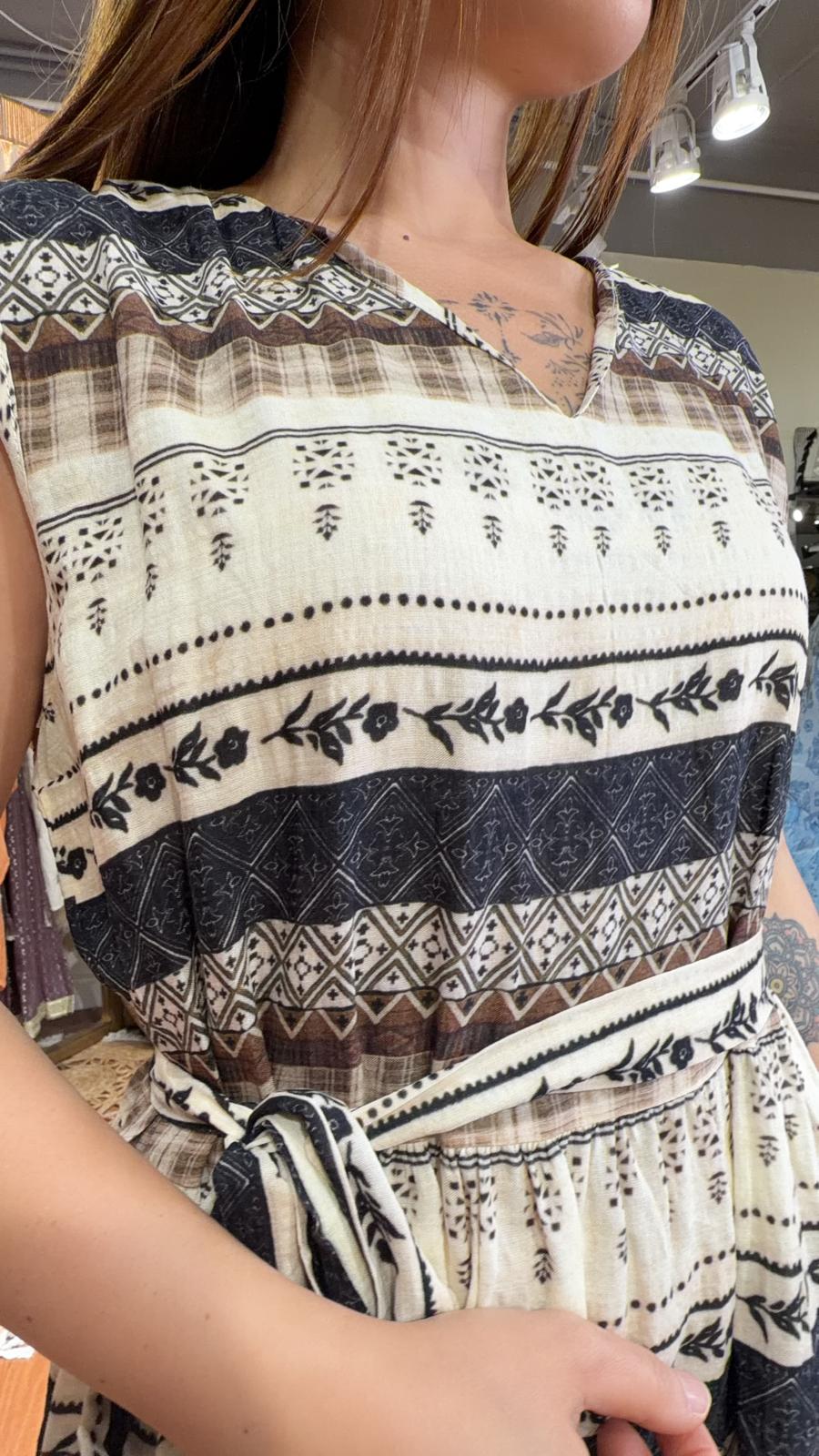 2505 African Layers V-Neck OP with Belt