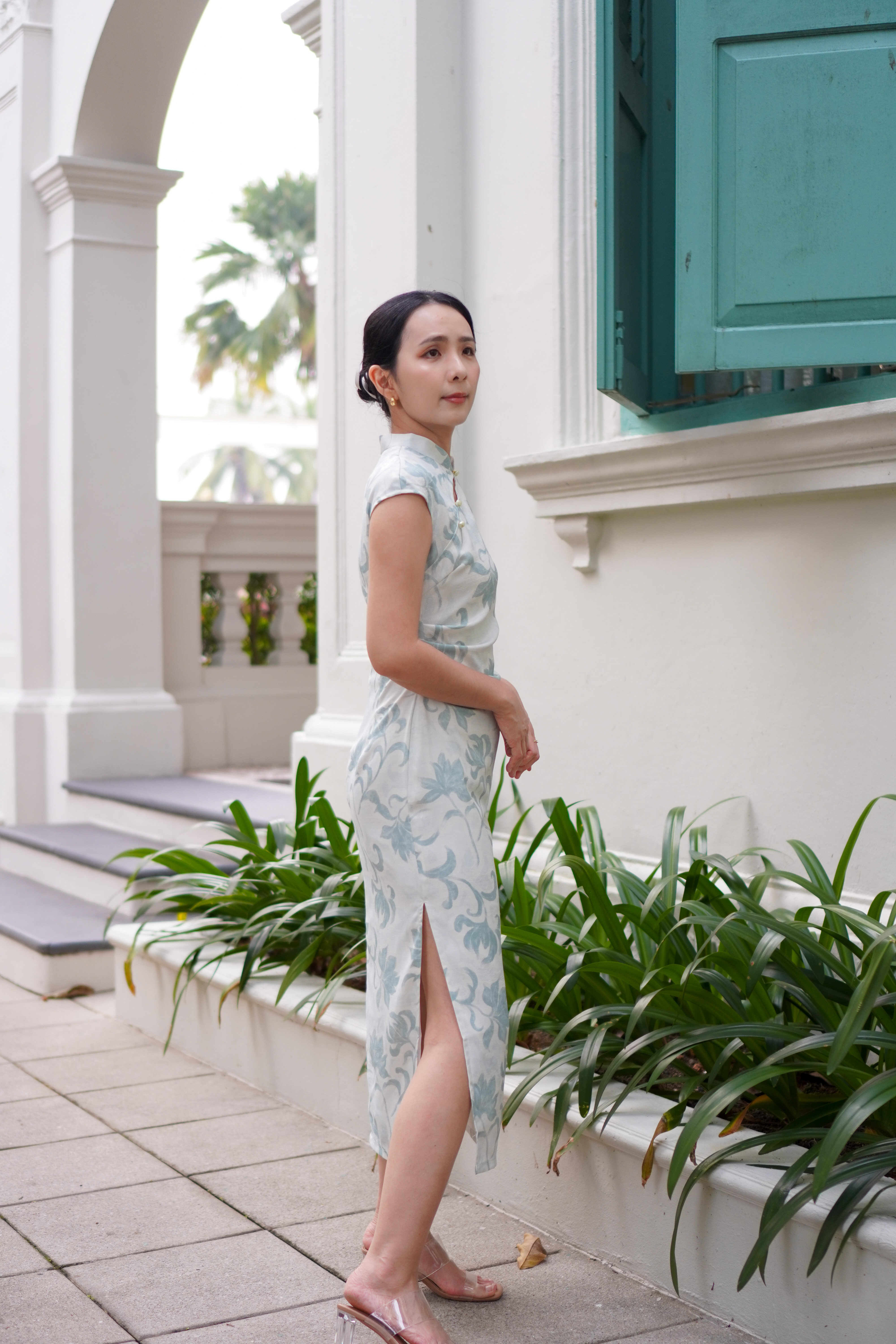 花影流韵旗袍 Floral Elegance Cheongsam