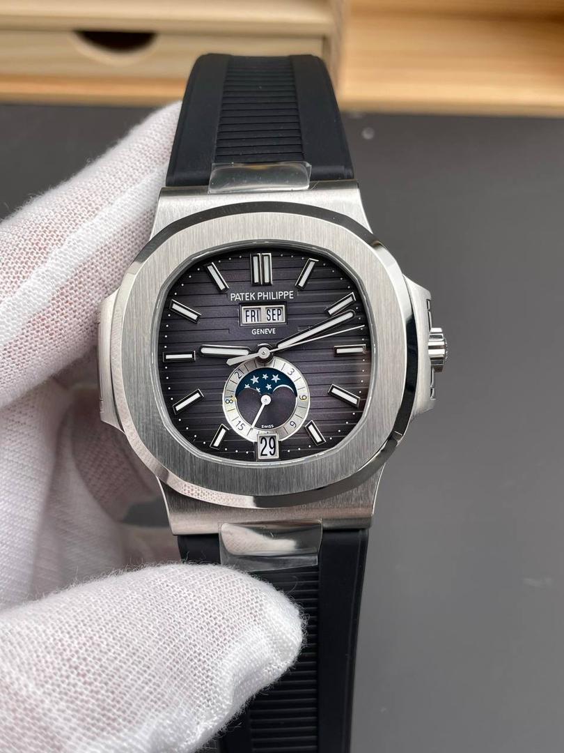 百达翡丽 Nautilus 5726/1A 自动机械男士腕表 - 黑色橡胶表带