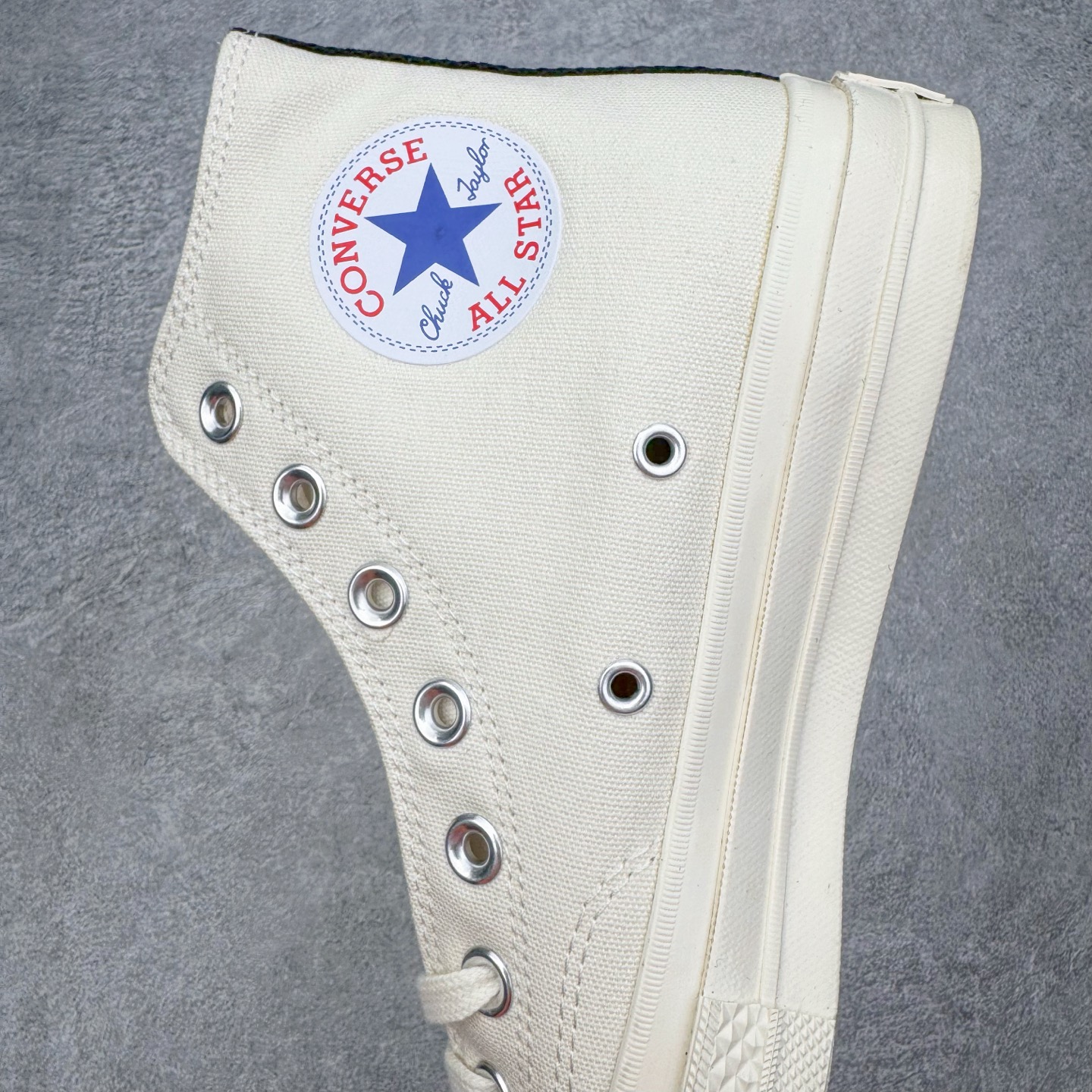 Comme des Garçons Play x Converse Chuck 70