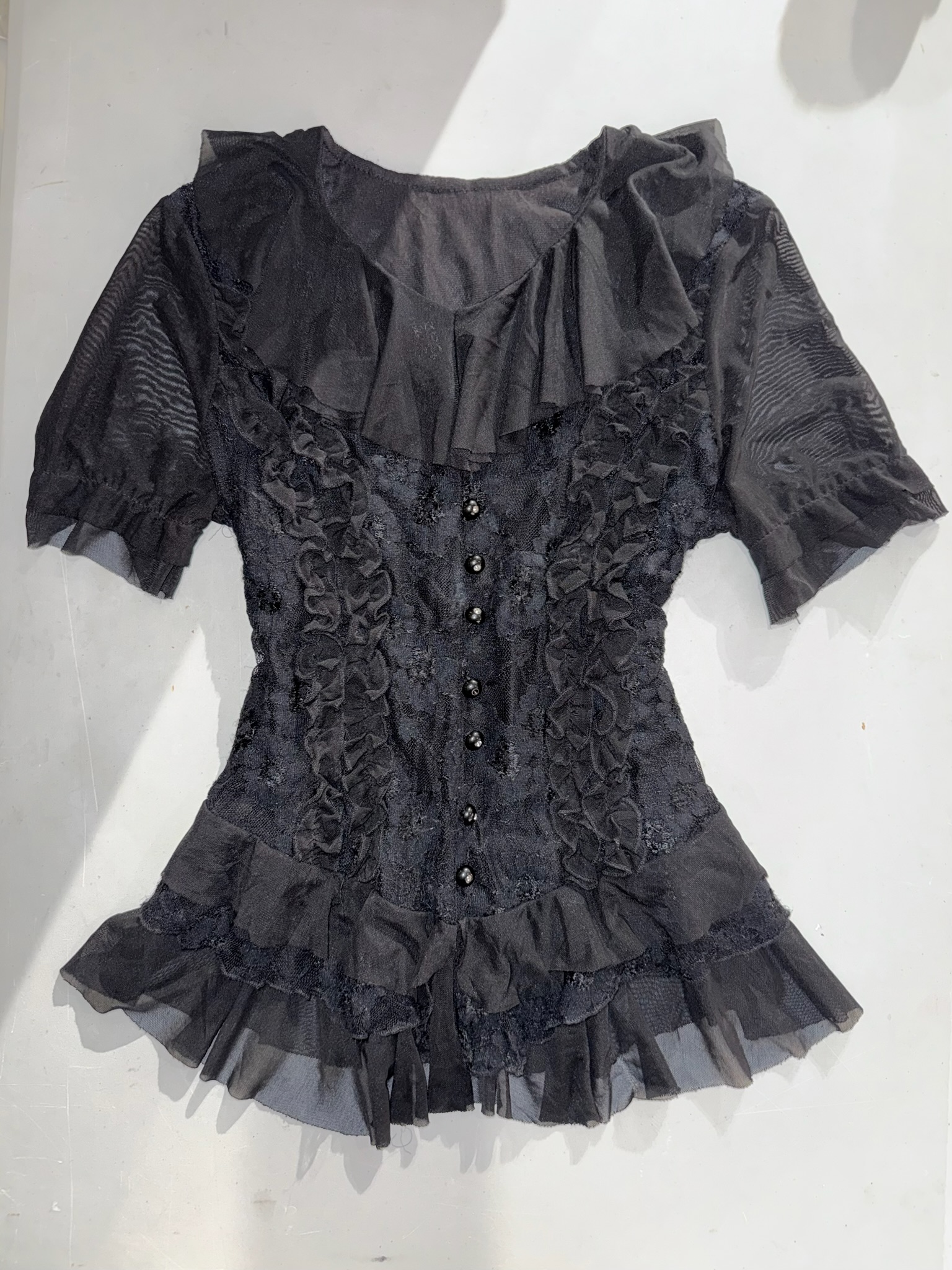 Textured Lace Peplum Top with Ruffled Collar