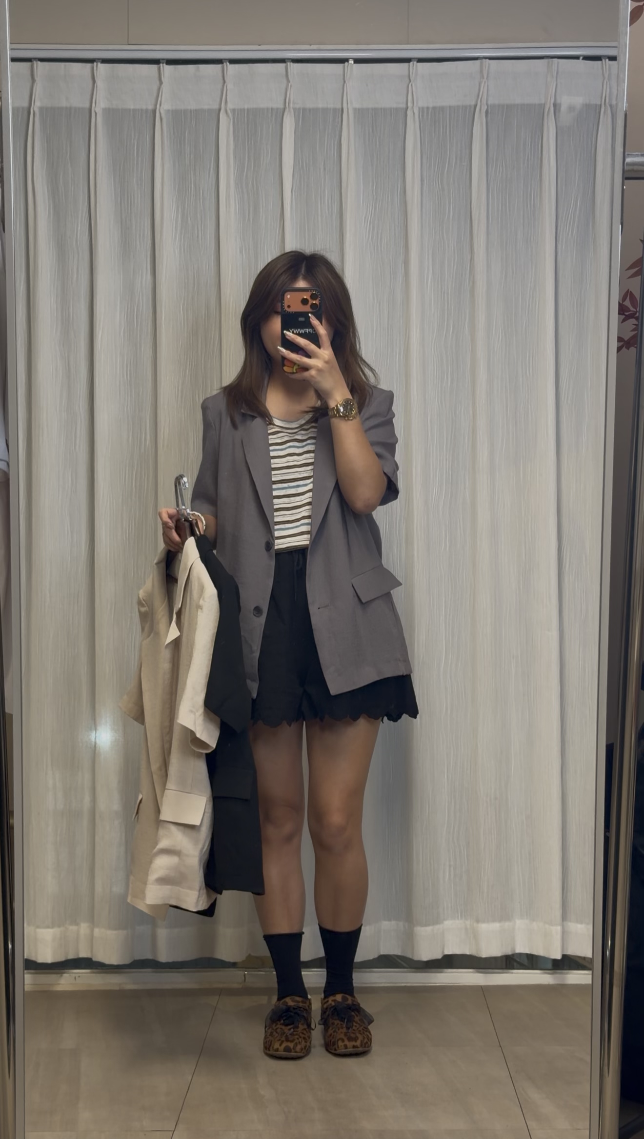 #221118 麻質短外套