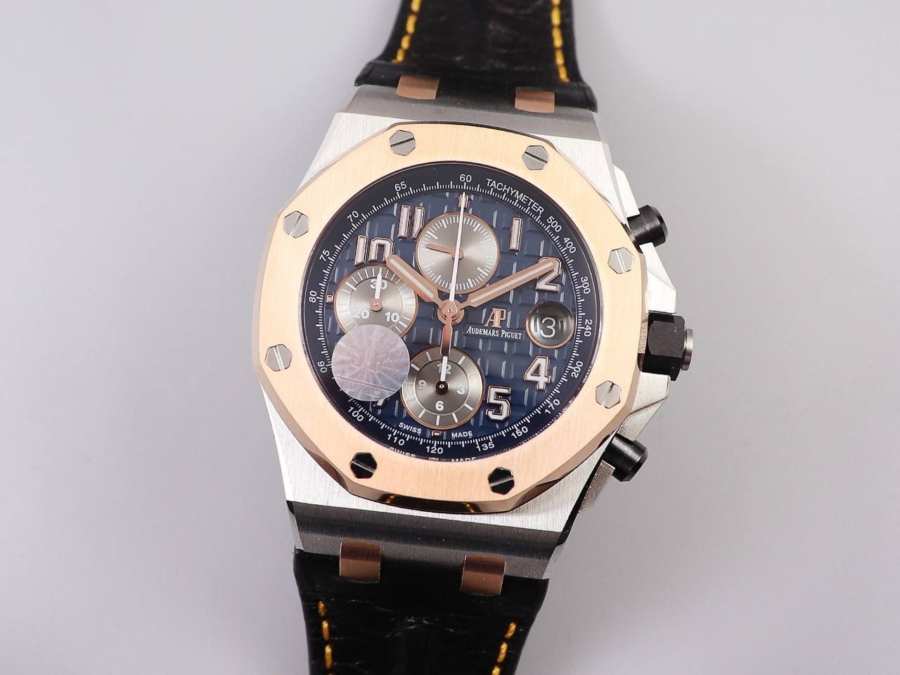 A P皇家橡树离岸型系列26470，搭载CAL.3126定制版全自动计时机芯，尺寸：42*16毫米🔥🔥