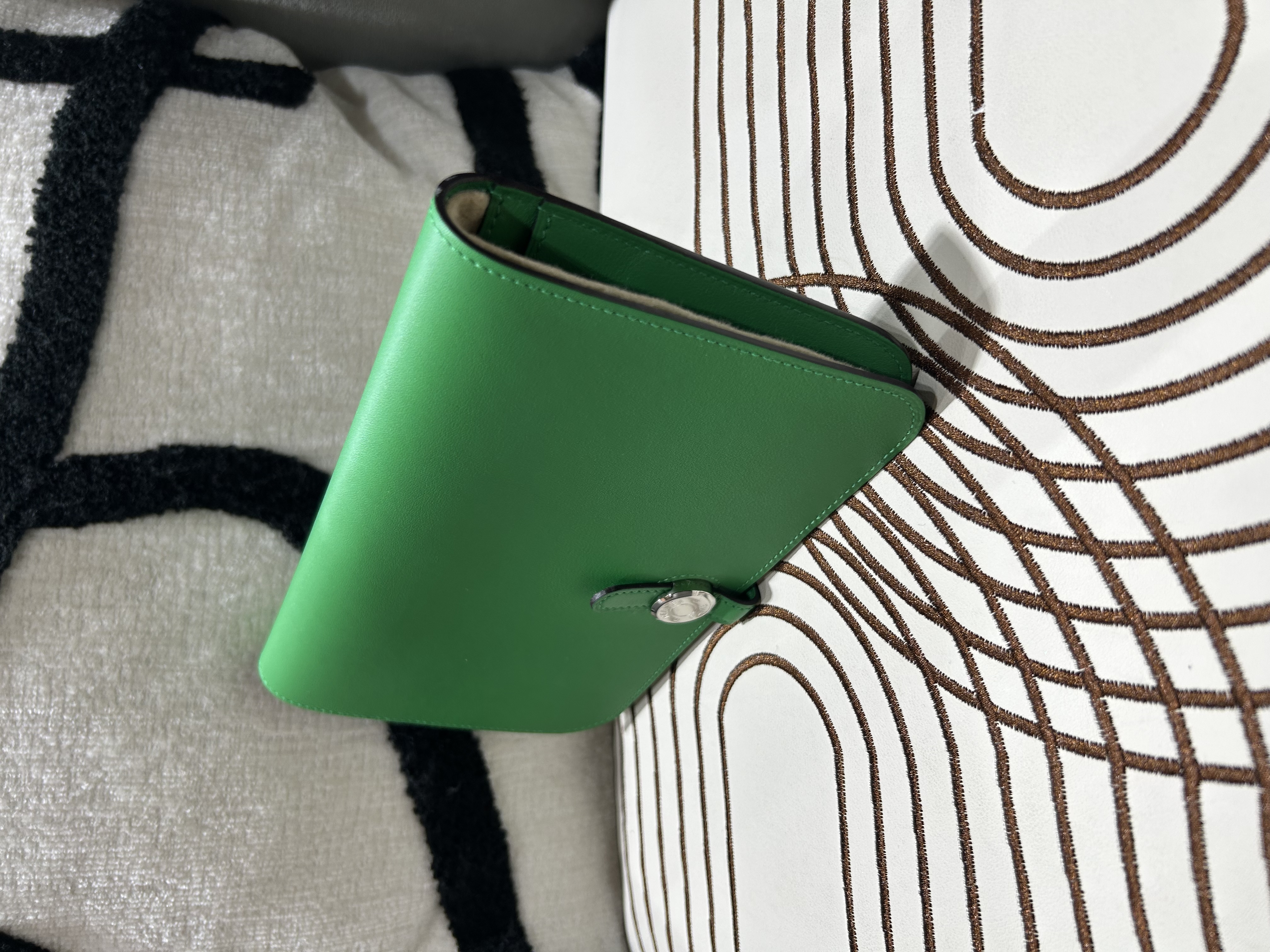 未使用品 HERMES Dogon duo gm wallet Stamp C 100%Authentic, Unused 未使用品 ✅Box