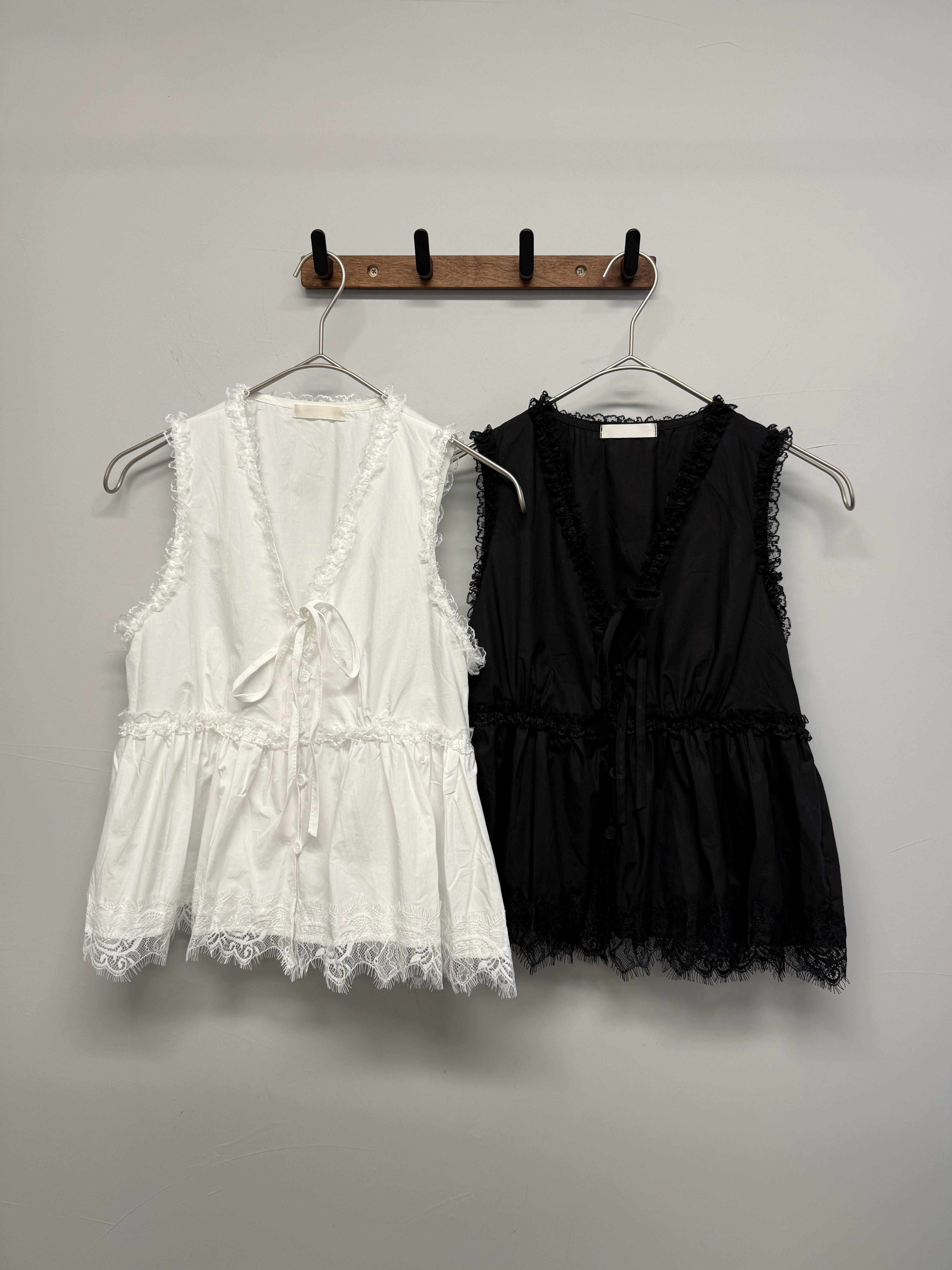 Lace ruffle blouse #top145