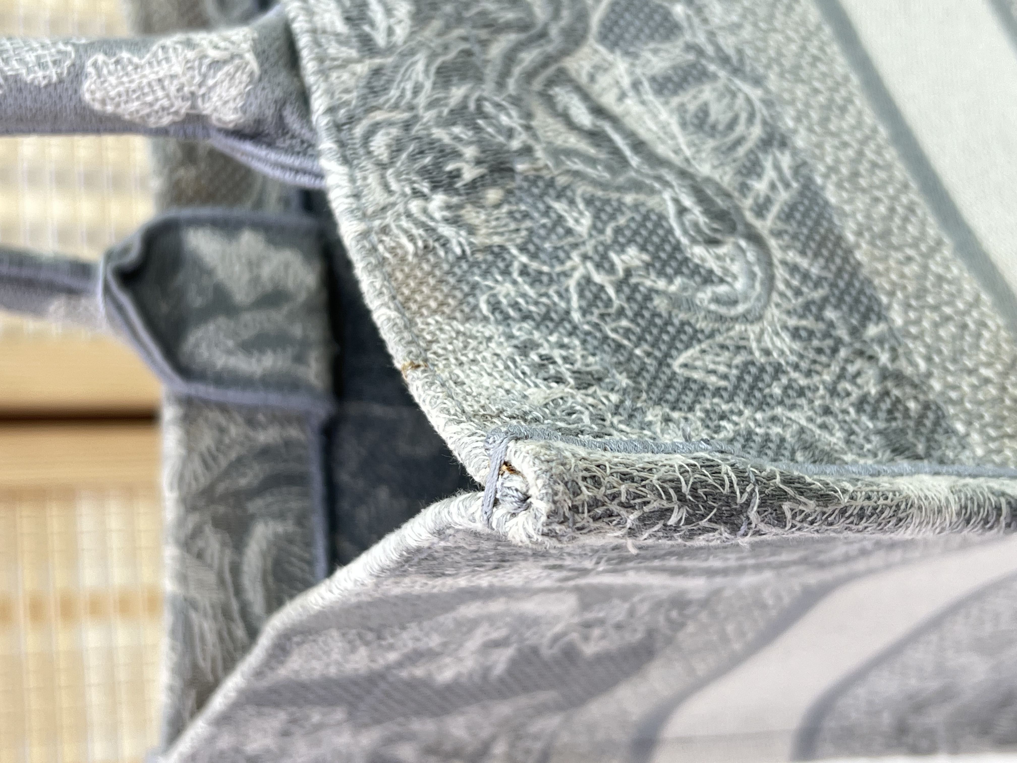 直播貨品 |  [1個-$100 2個-$300］GG58