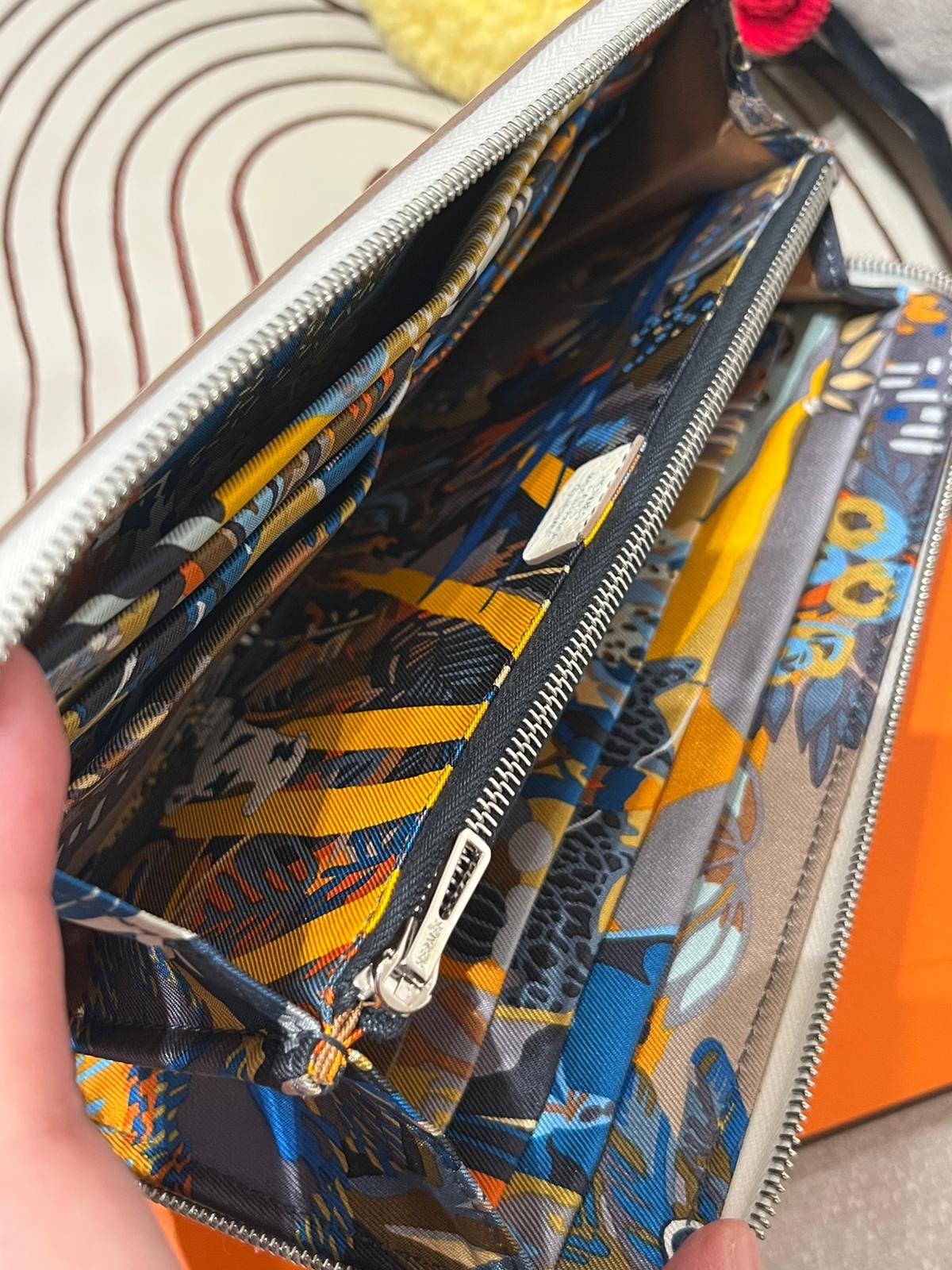 全新 Hermes Silk In Long Wallet 100%Authentic, brand New ✅Box