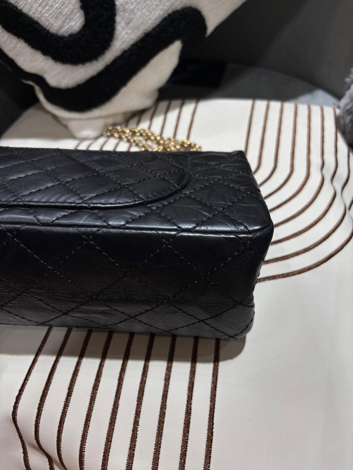 Chanel 2.55 Flap Bag Small 黑色金扣100%Authentic, 95%New ✅Card ✅Dust bag✅Box