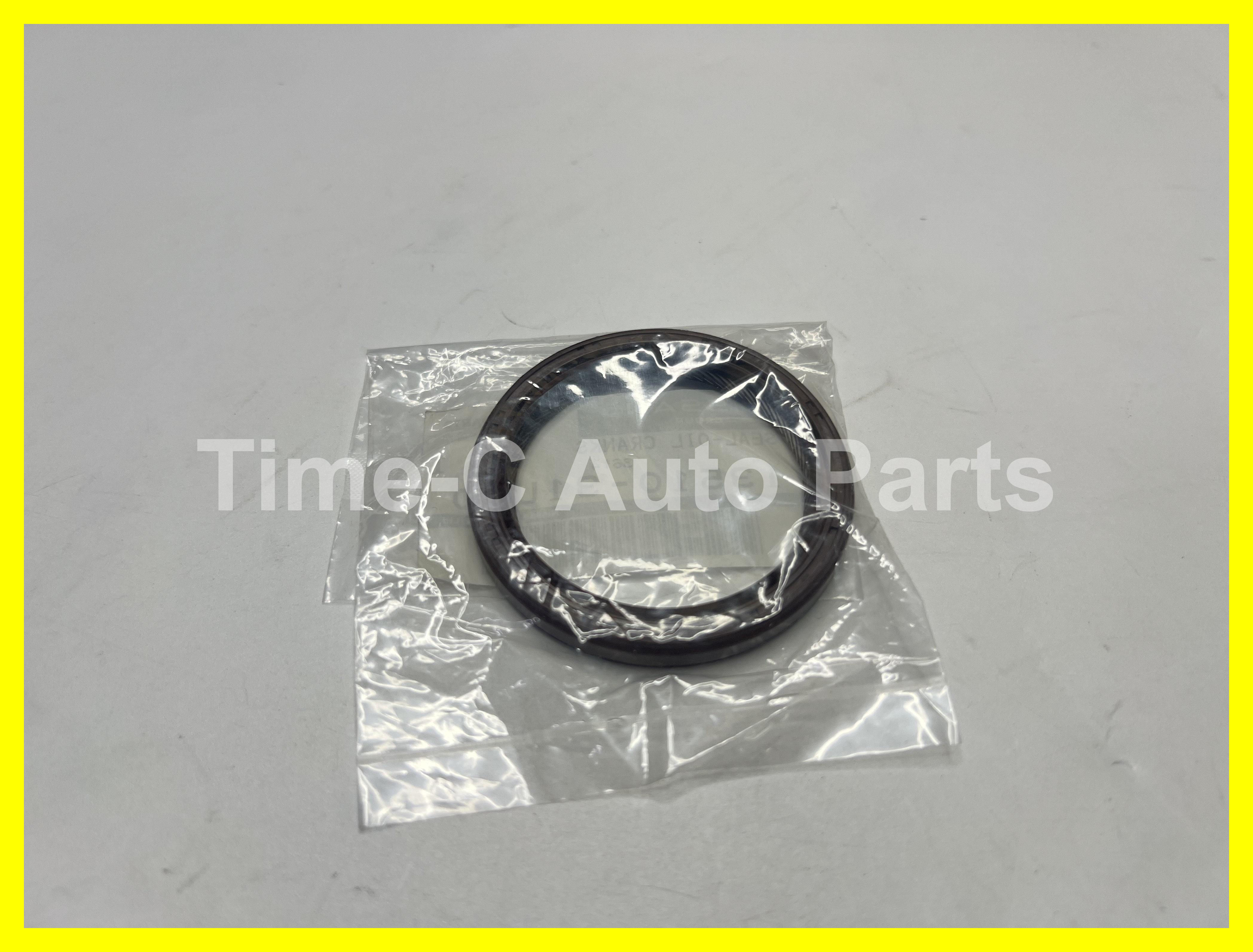 曲軸前油封 13510-31U10 - Nissan Elgrand