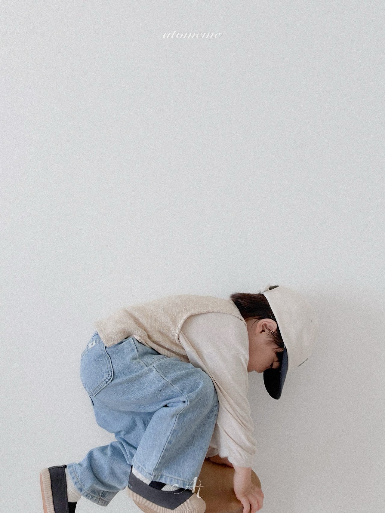 Atomeme | Nut wool vest