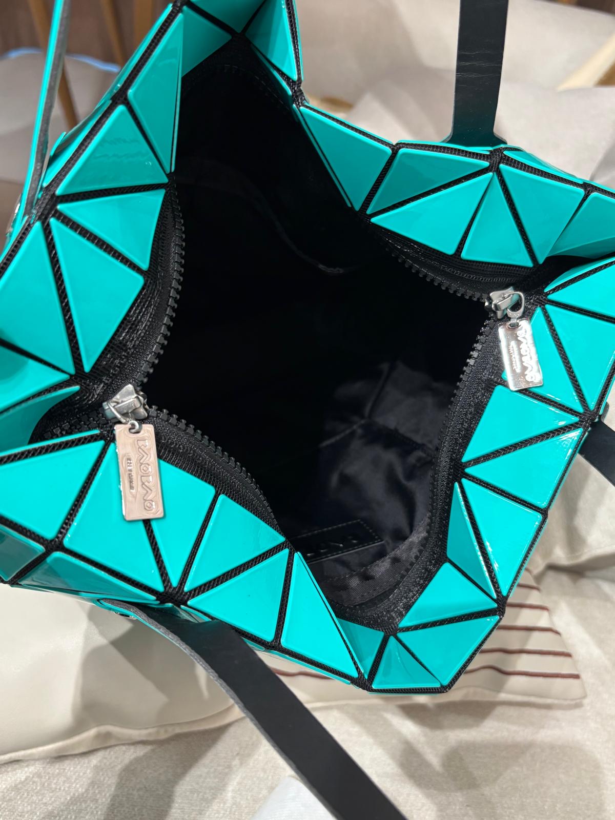 Issey miyake Boston bag 100%Authentic ,95%new