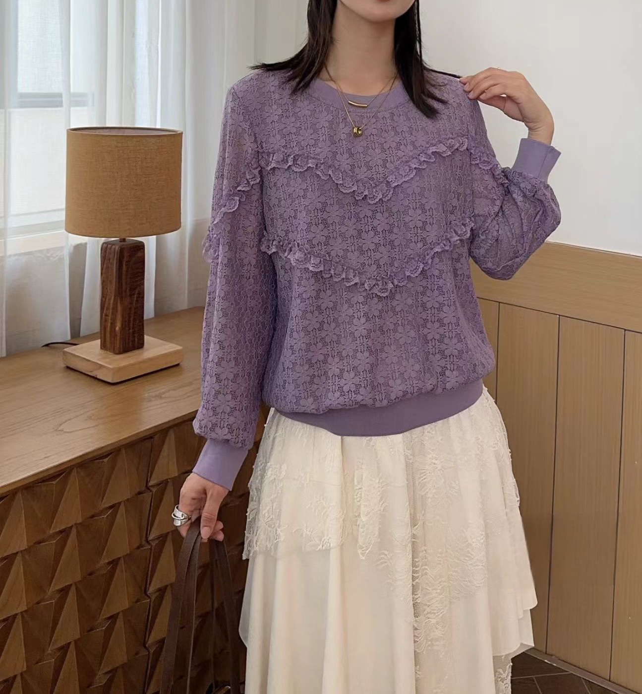 重工蕾絲刺綉上衣(M38寸胸/L40寸胸/XL42寸)
