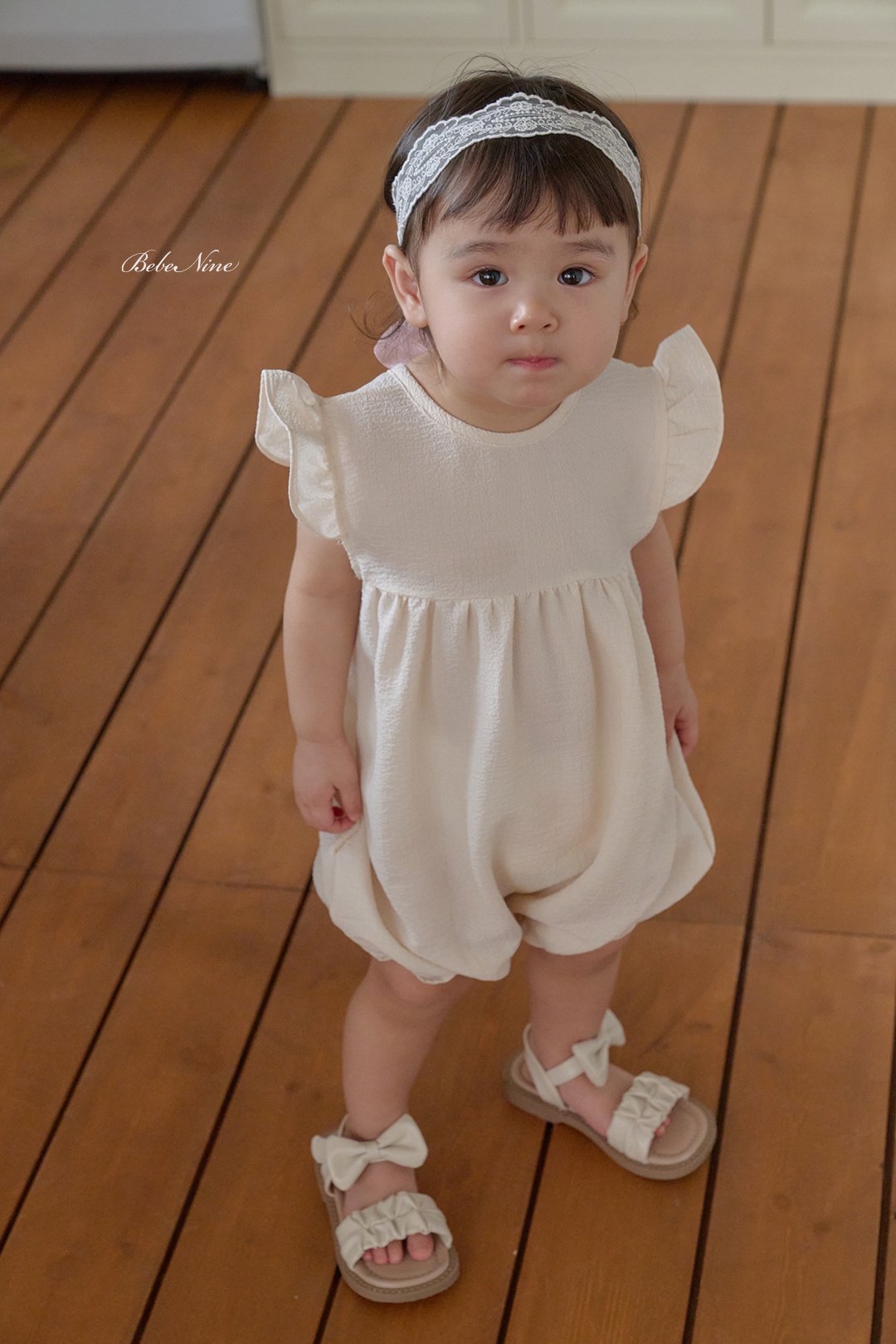 ☀️預訂 韓國直送☀️🇰🇷Bebenine兩色後背絲帶荷葉邊袖連身服