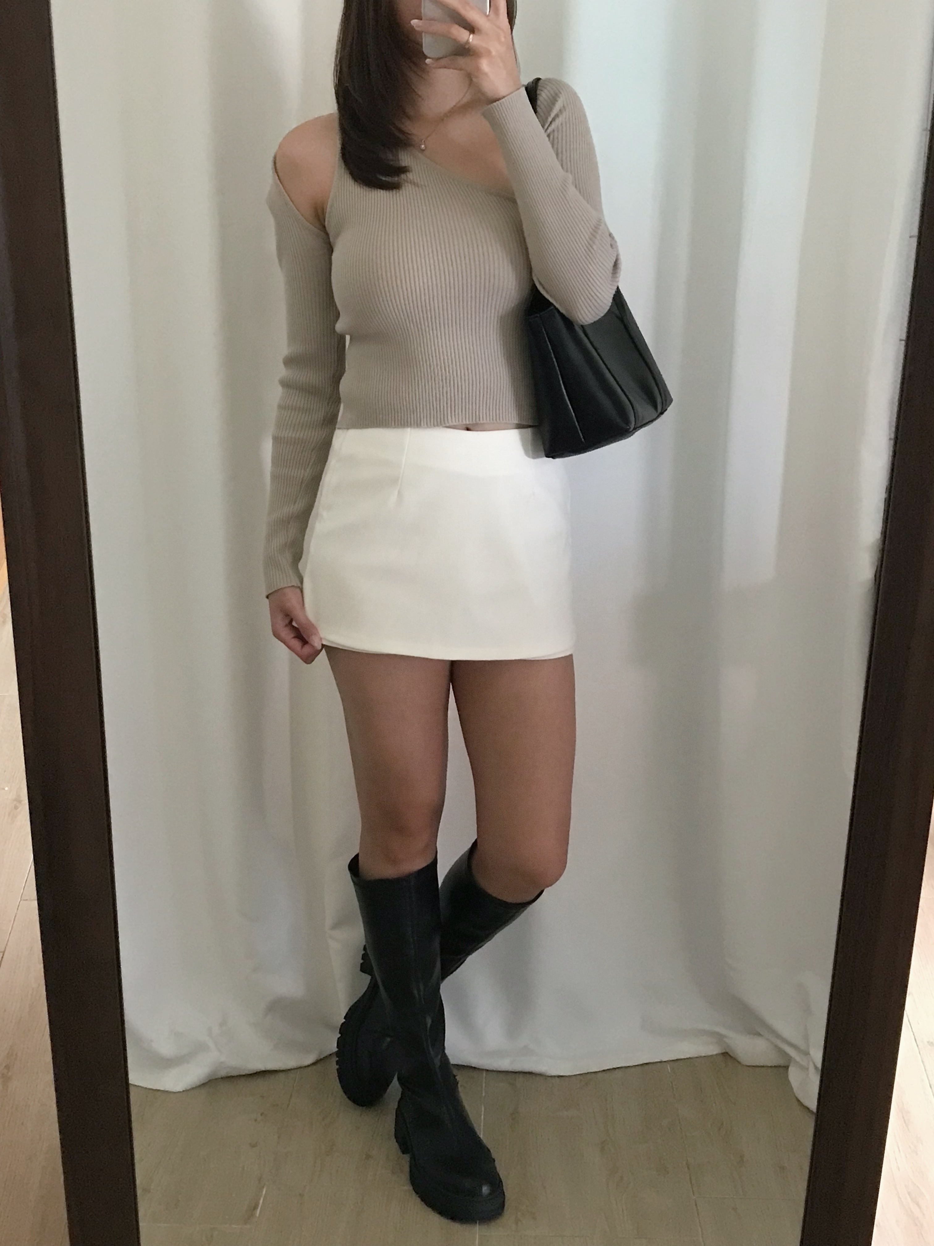 [顯鎖骨線條!]女人味坑紋斜肩兩件裝(兩色入)