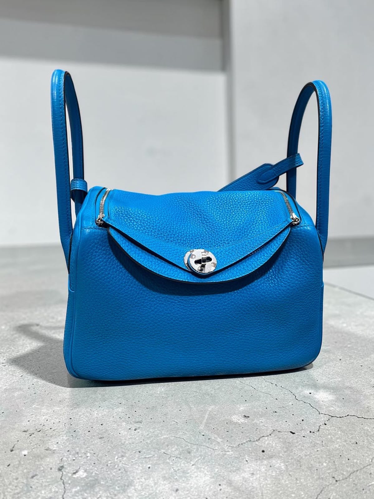 HERMES LINDY 26,Stamp A BLEU ZANZIBAR/MALACHITE 100%Authentict,98%new  ✅dust bag ✅BOX