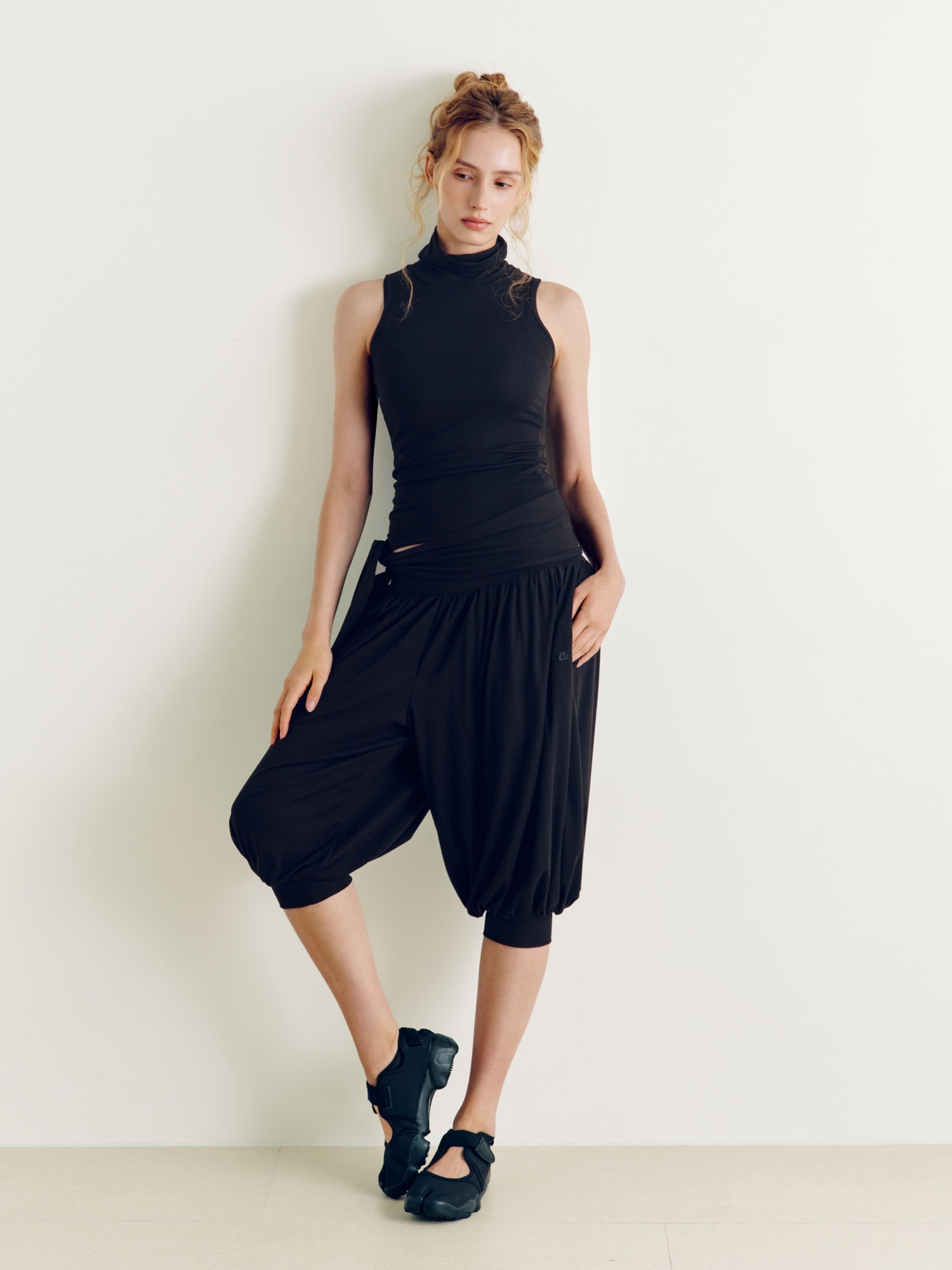 【秋冬高領薄背心】預購_Satva Turtle-Neck Sleeveless by Conch