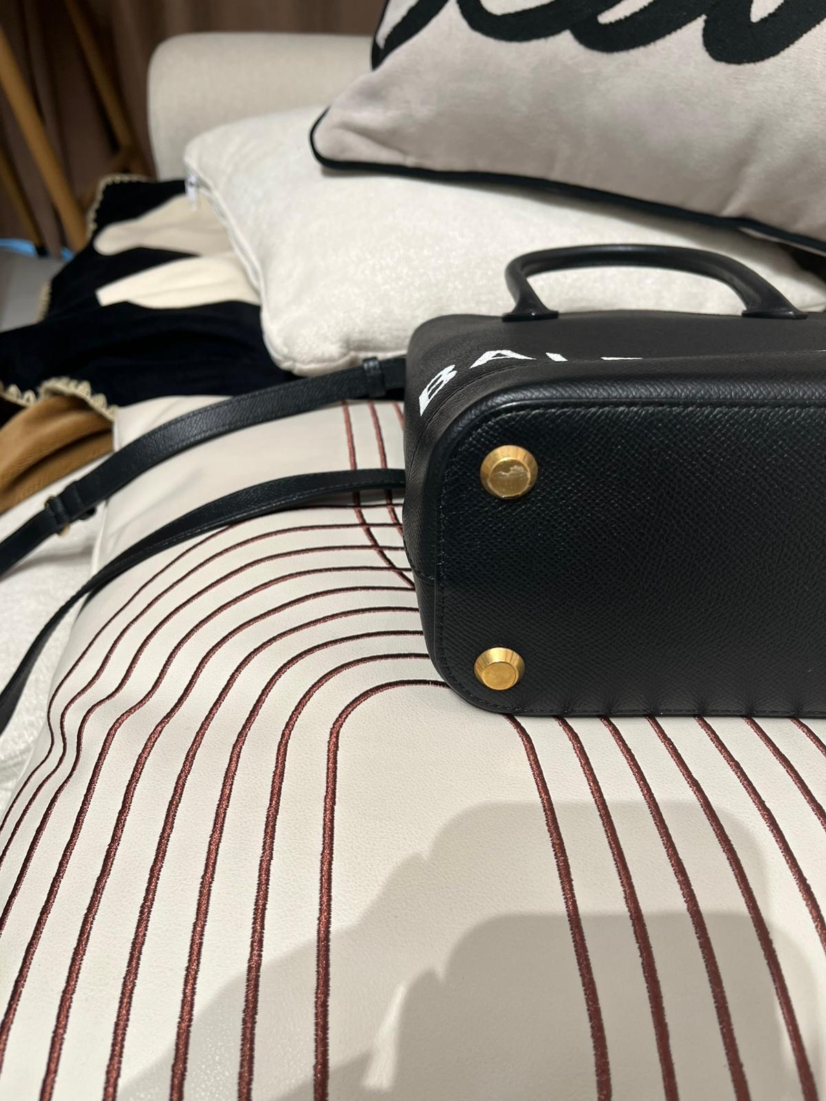 Balenciaga Ville XXS 2 Way Bucket Bag Black Calfskin 100%Authentic, 95%new ✅Dust bag