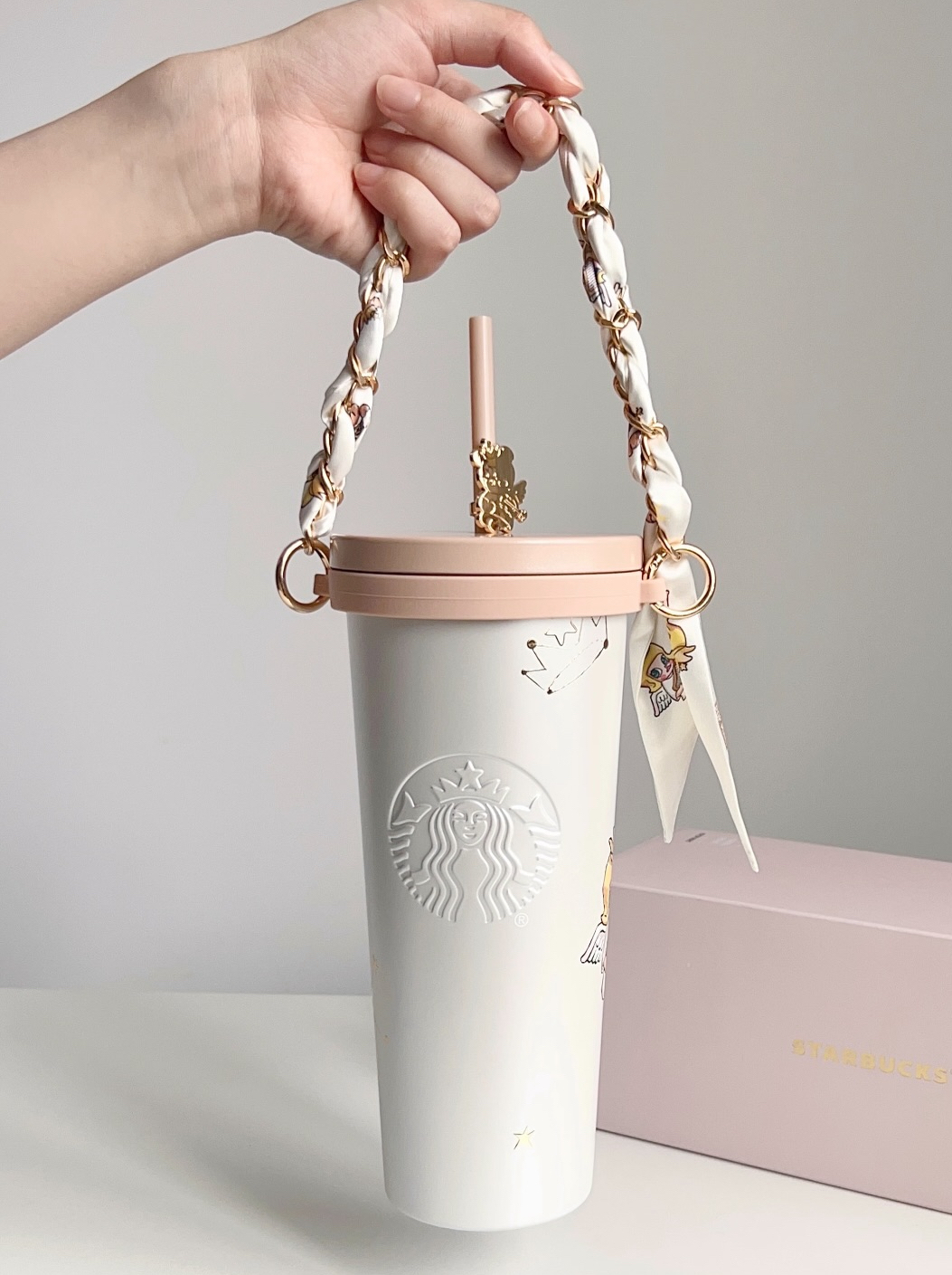 Starbucks中國限定 X Popmart   Starbucks中國限定 X Popmart Molly20周年軟雪星夢聯名系列Molly小天使不銹鋼杯吸管杯860ml 
