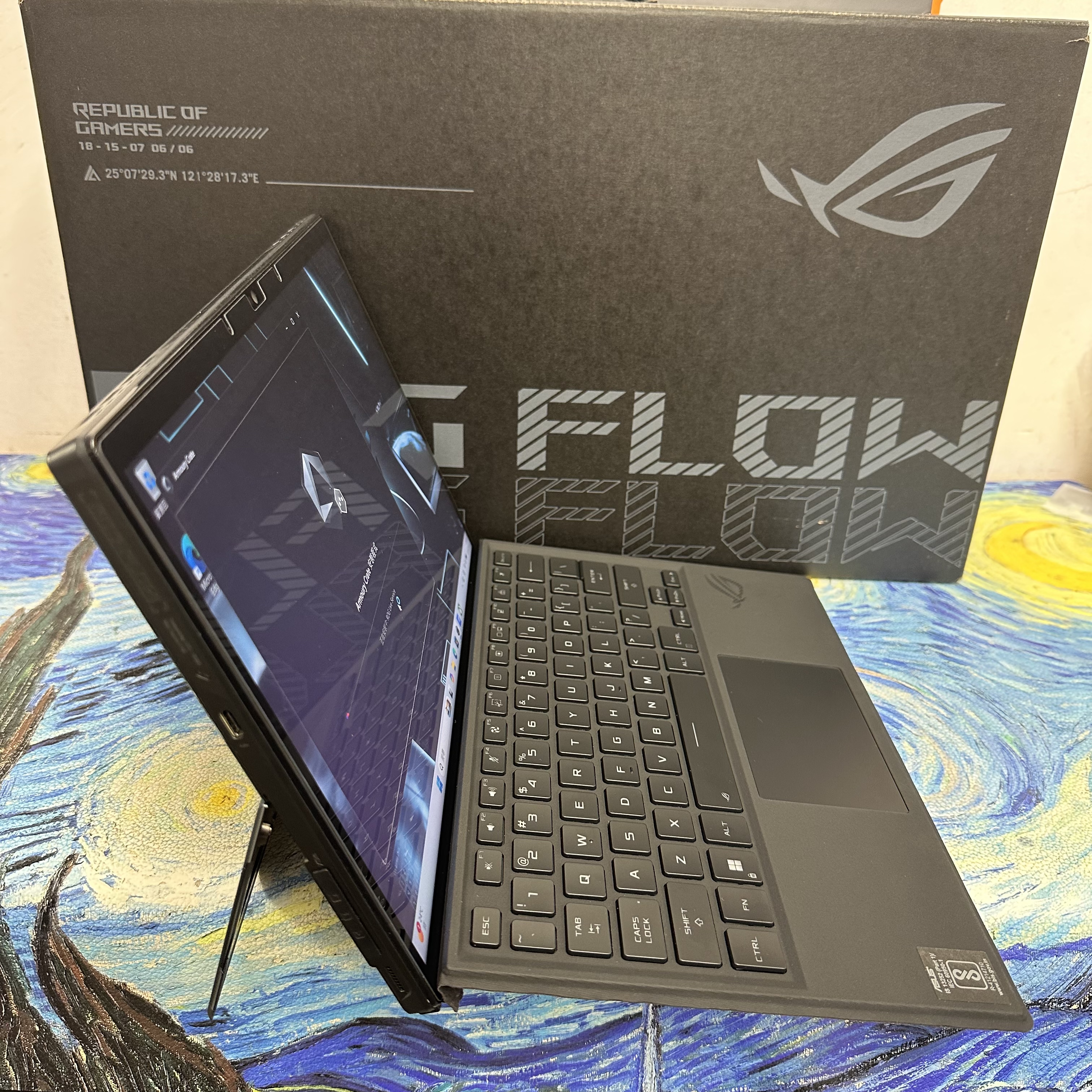(華碩RTX4060 獨立顯示卡電競平板電腦✨)ASUS ROG Flow 13 GZ301VV /i9-13900H/16GB Ram/1TB SSD/ RTX 4060 獨立顯示卡/方便攜帶外出/Type C充電/ Notebook / Gaming Laptop / Gaming Tablet / 電競平板電腦 / Netflix / Movie /13.4 inches  2.5K Mon / 165Hz / 原廠保養 / 豐澤收據