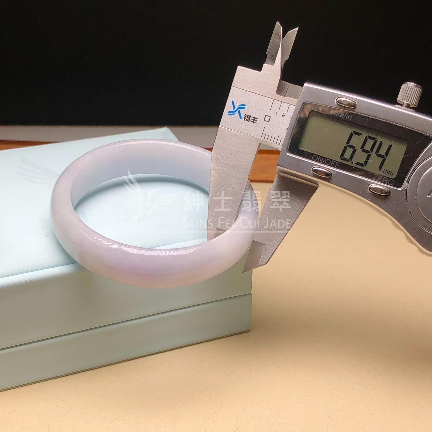 會卡春彩福鐲52.6mm