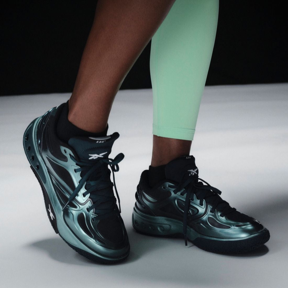 REEBOK Engine A **MESSAGE FIRST/先查詢貨存** (100245968)