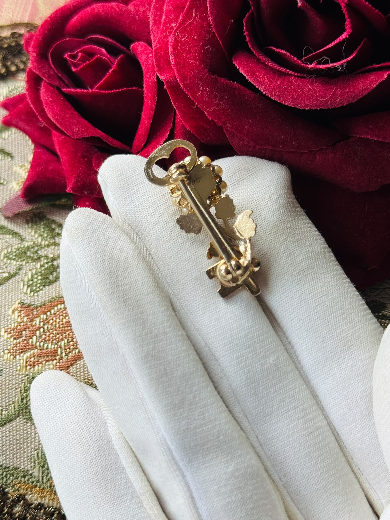 Vintage C.a. 1960s Romantic Rose Key Brooch/Dainty Brooch(MT2636)