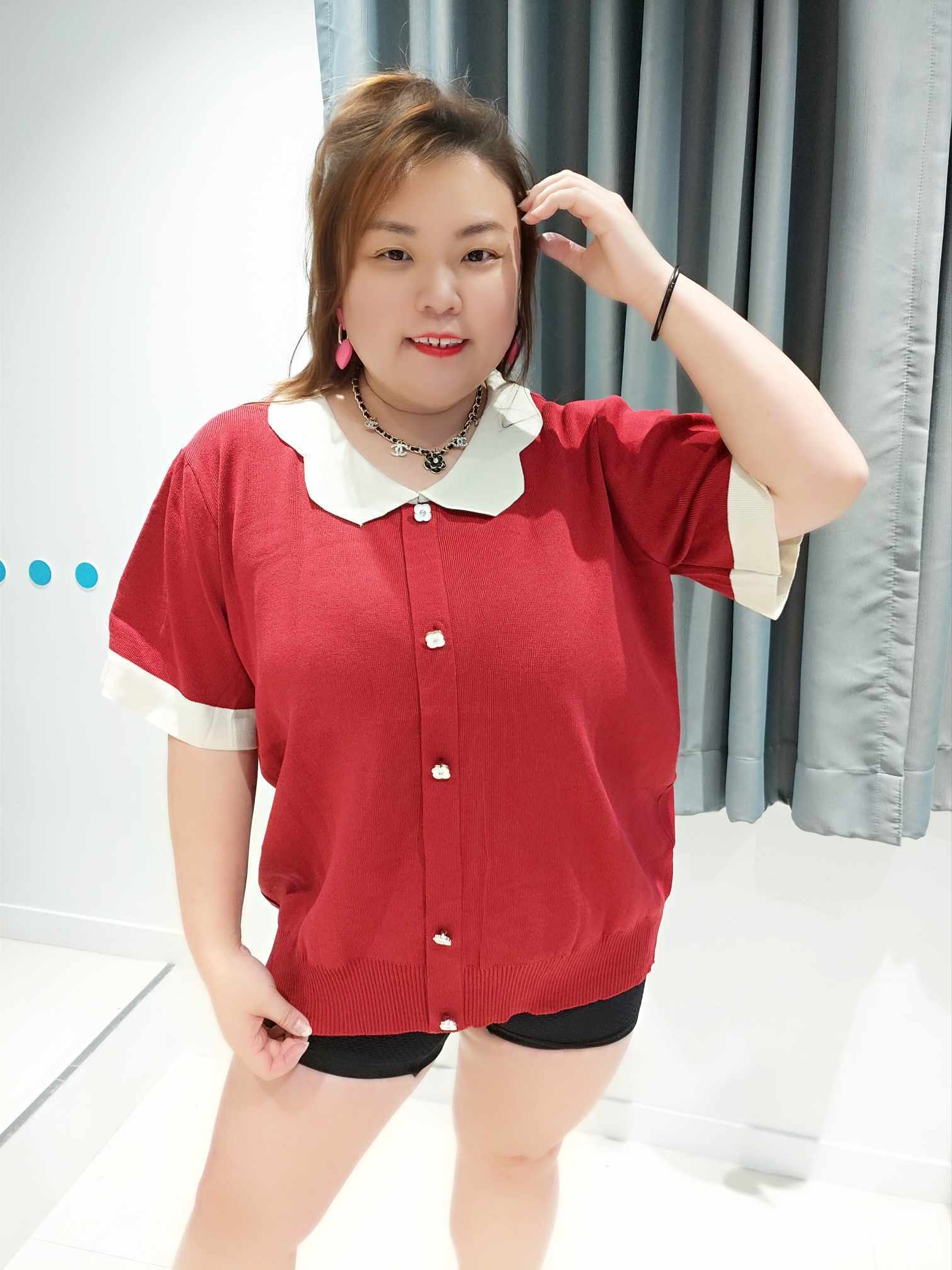 DSF08 云朵领设计针织上衣