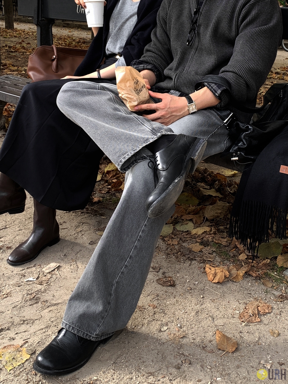 【100%保證韓國直送】復古黑藍貓鬚洗水半寬鬆直腳牛仔褲 👖 [1 color] RL114575