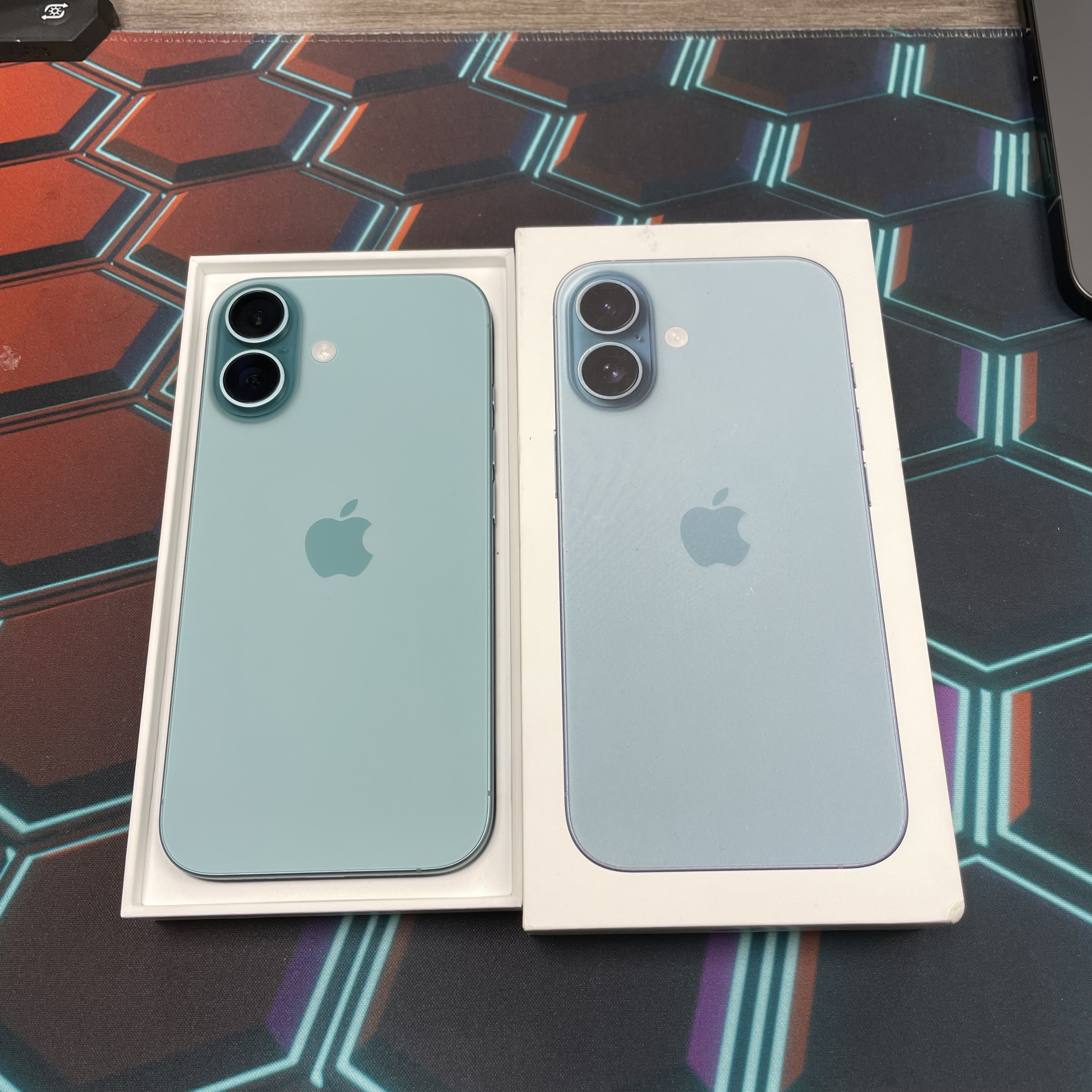 *6641 16 全新機 128GB 電100 綠色 green