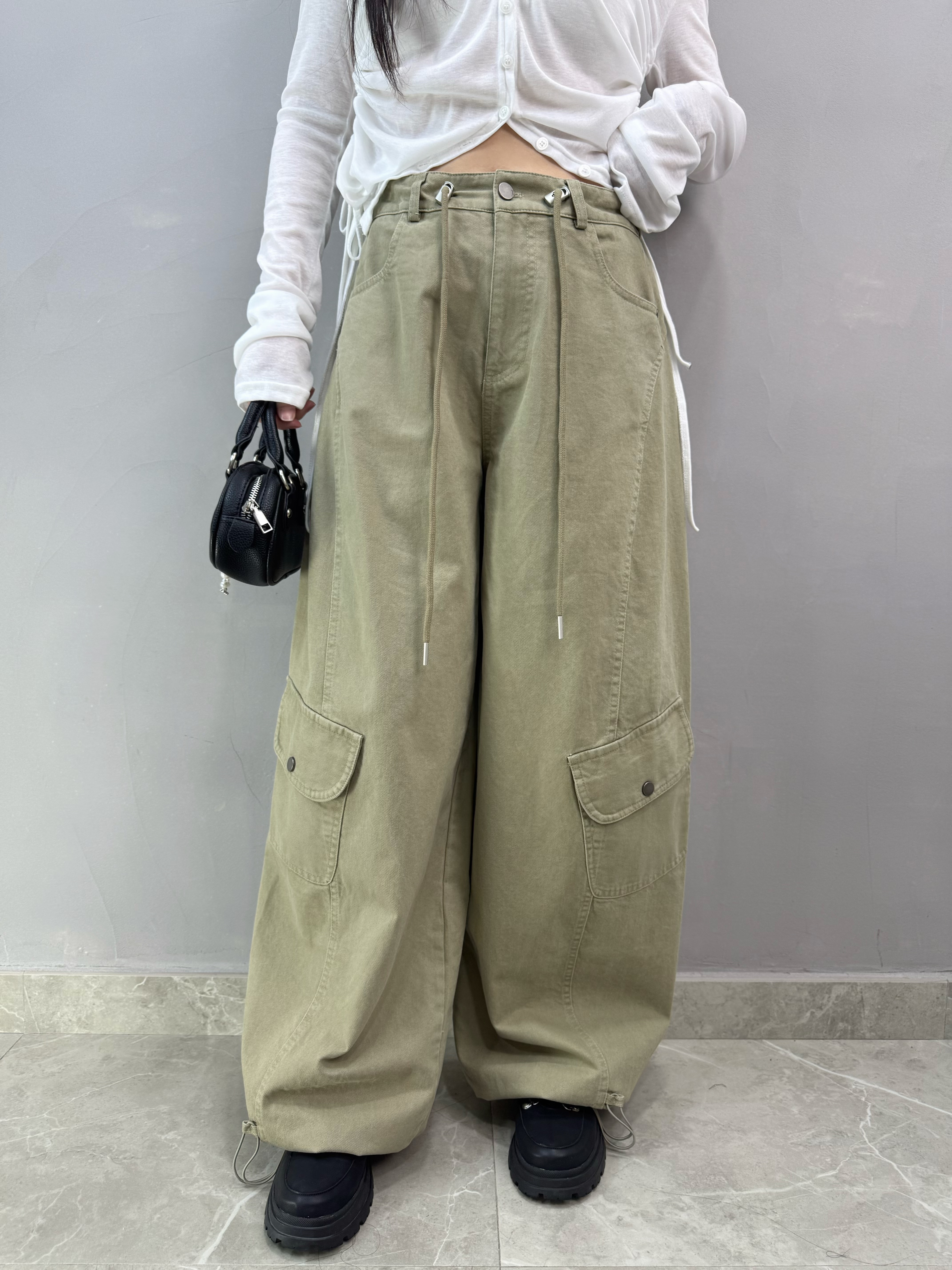 H06 後袋束腰工裝褲